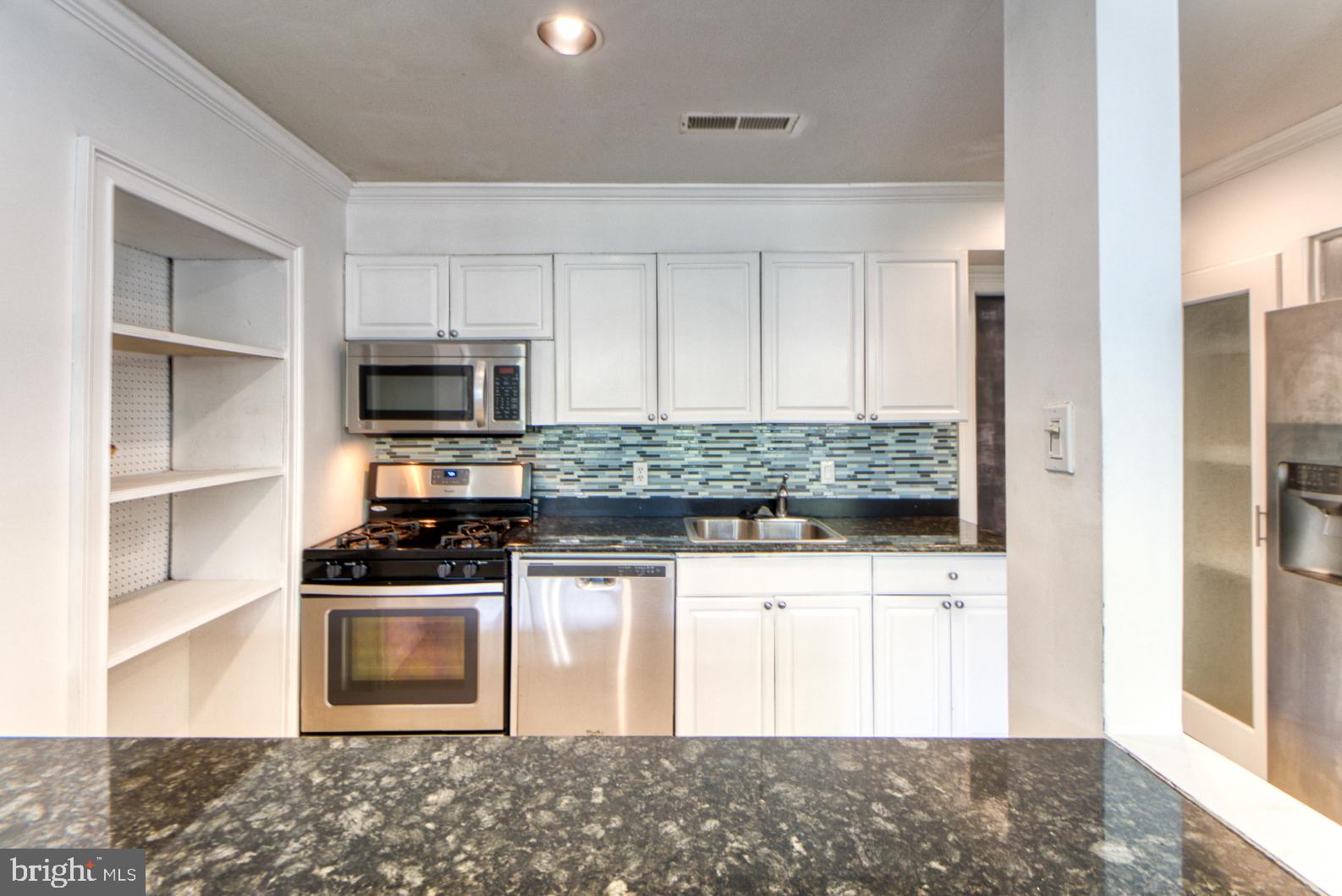 SAXONY SQUARE - Residential