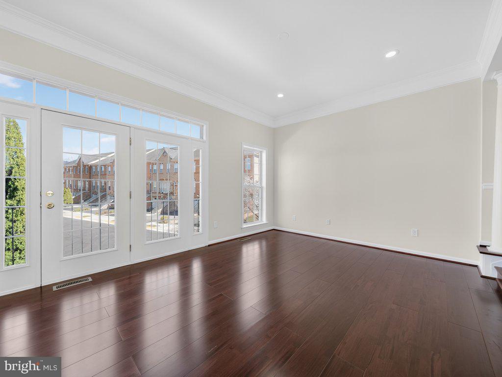 STONE RIDGE SOUTH - Residential