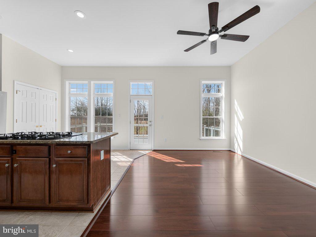 STONE RIDGE SOUTH - Residential