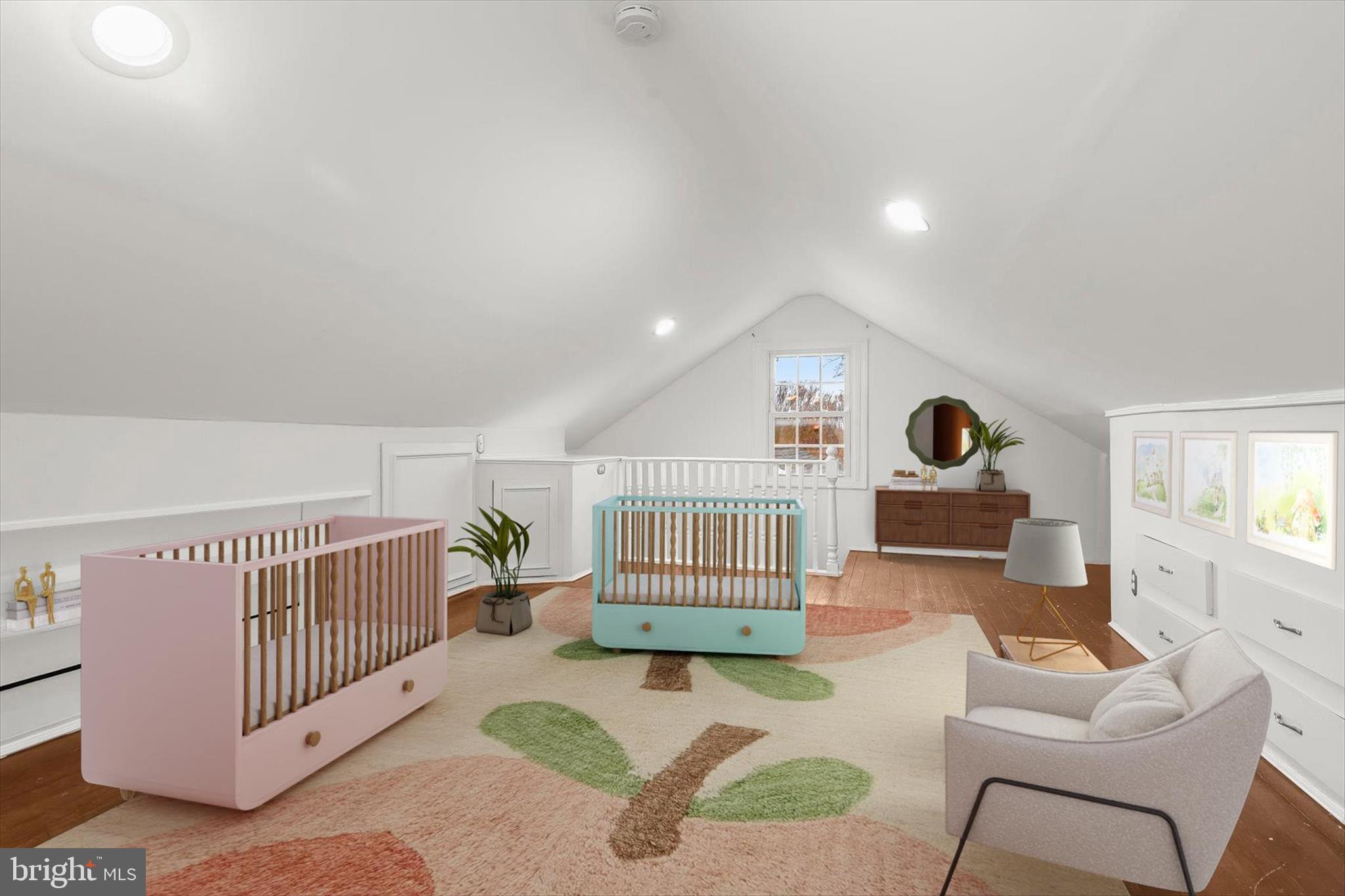 HAYWOOD HEIGHTS - Residential