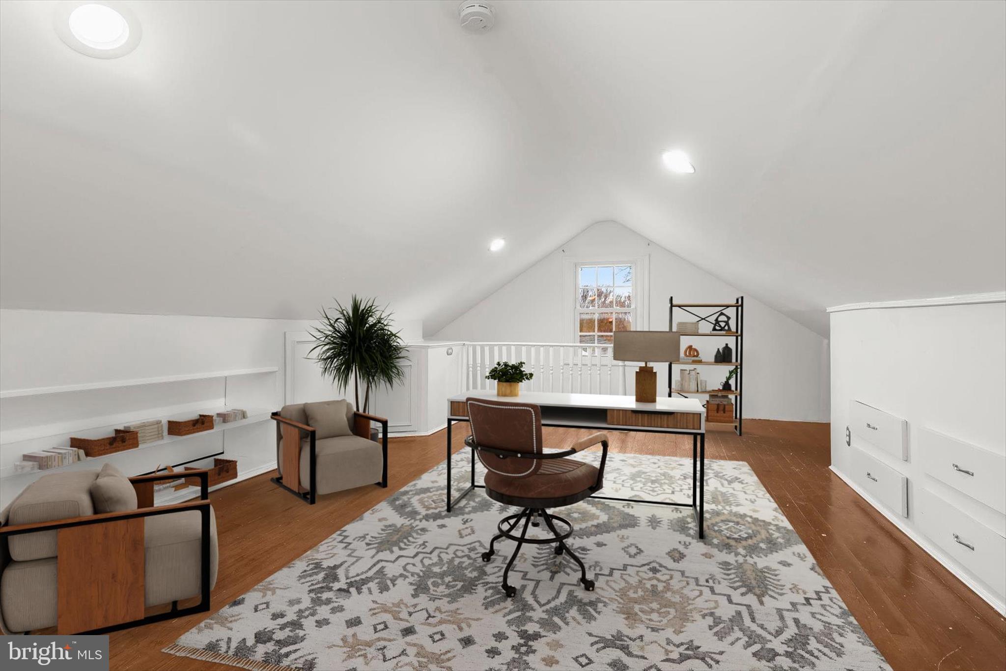 HAYWOOD HEIGHTS - Residential