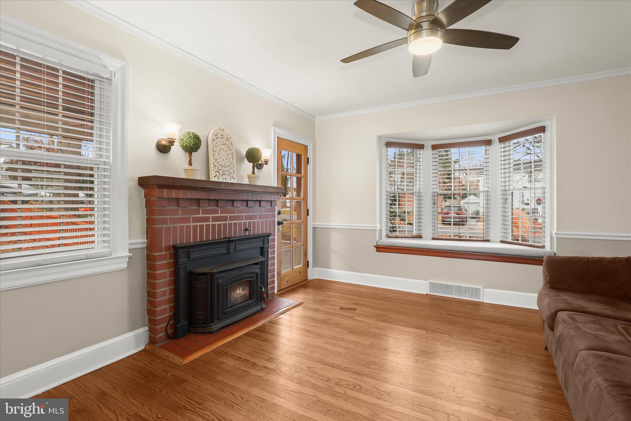 HAYWOOD HEIGHTS - Residential