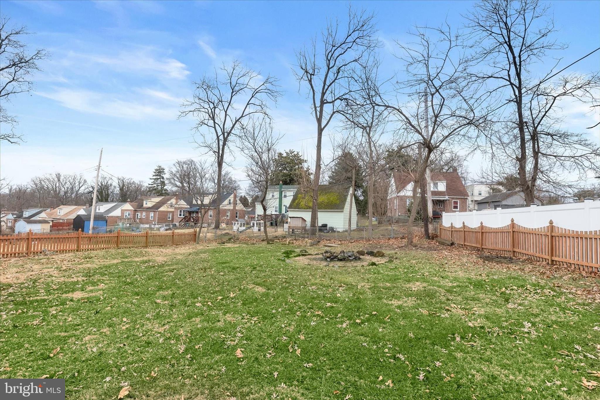 HAYWOOD HEIGHTS - Residential