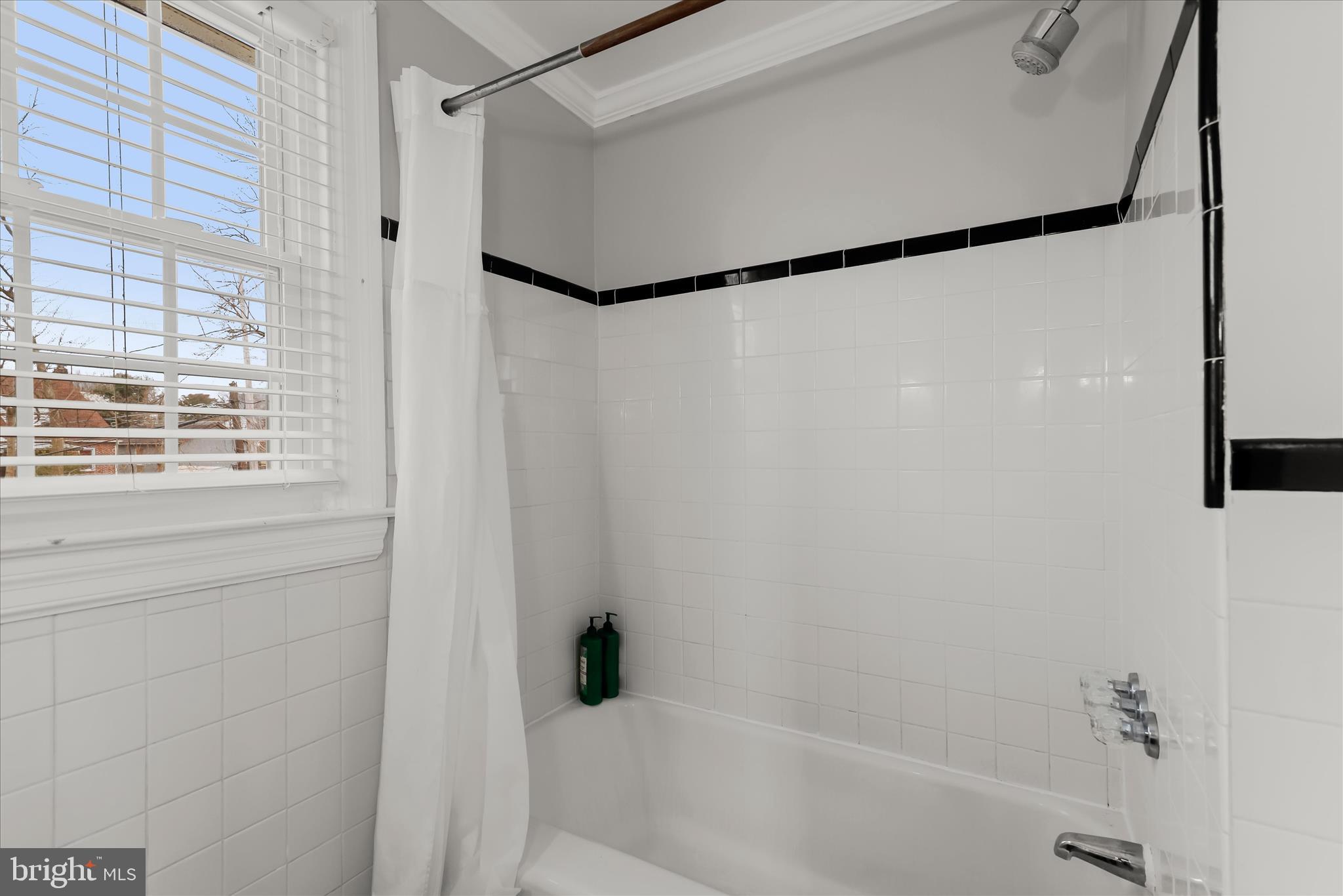 HAYWOOD HEIGHTS - Residential