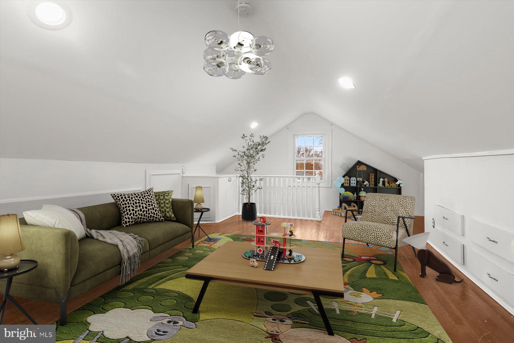 HAYWOOD HEIGHTS - Residential