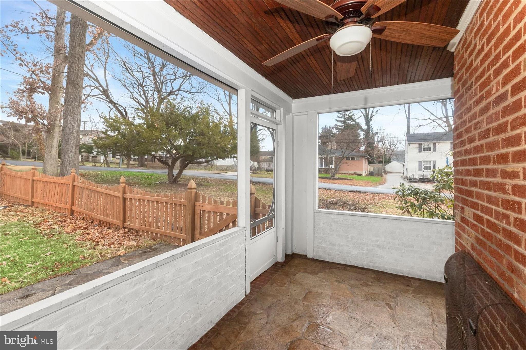 HAYWOOD HEIGHTS - Residential