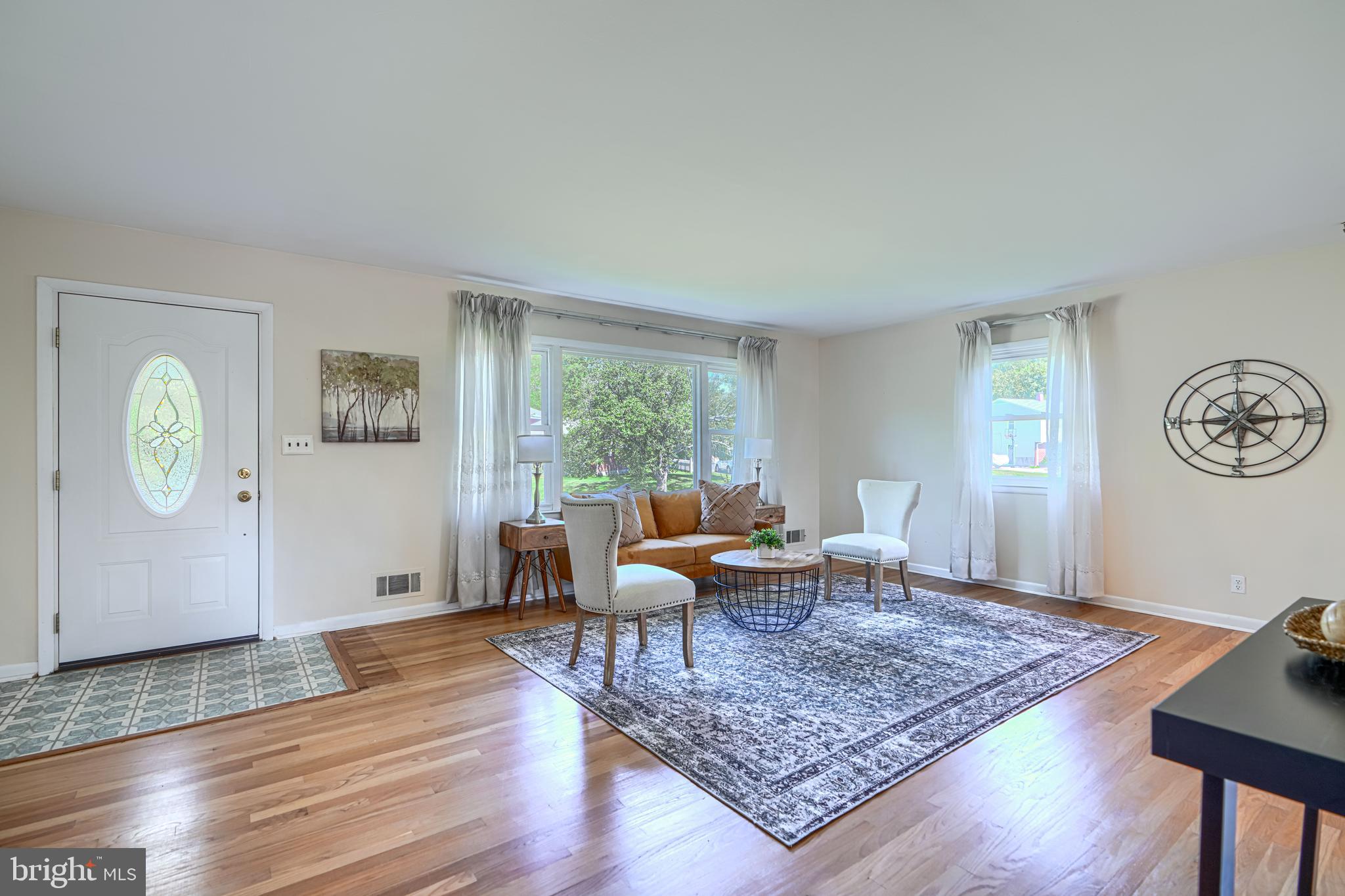 815 BRANFORD CIRCLE