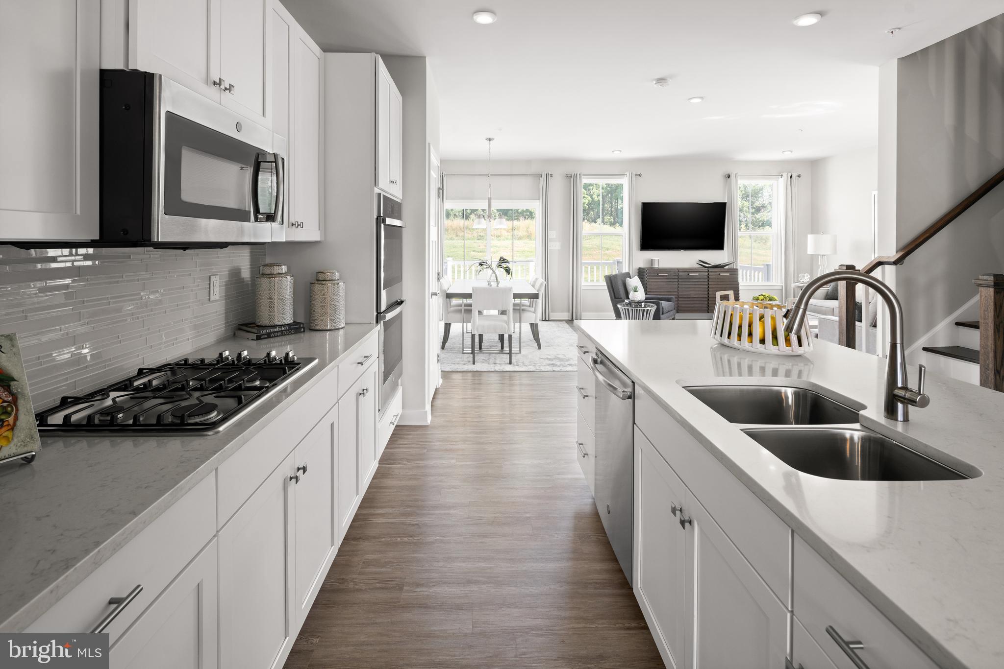 LONGWOOD PRESERVE - Residential