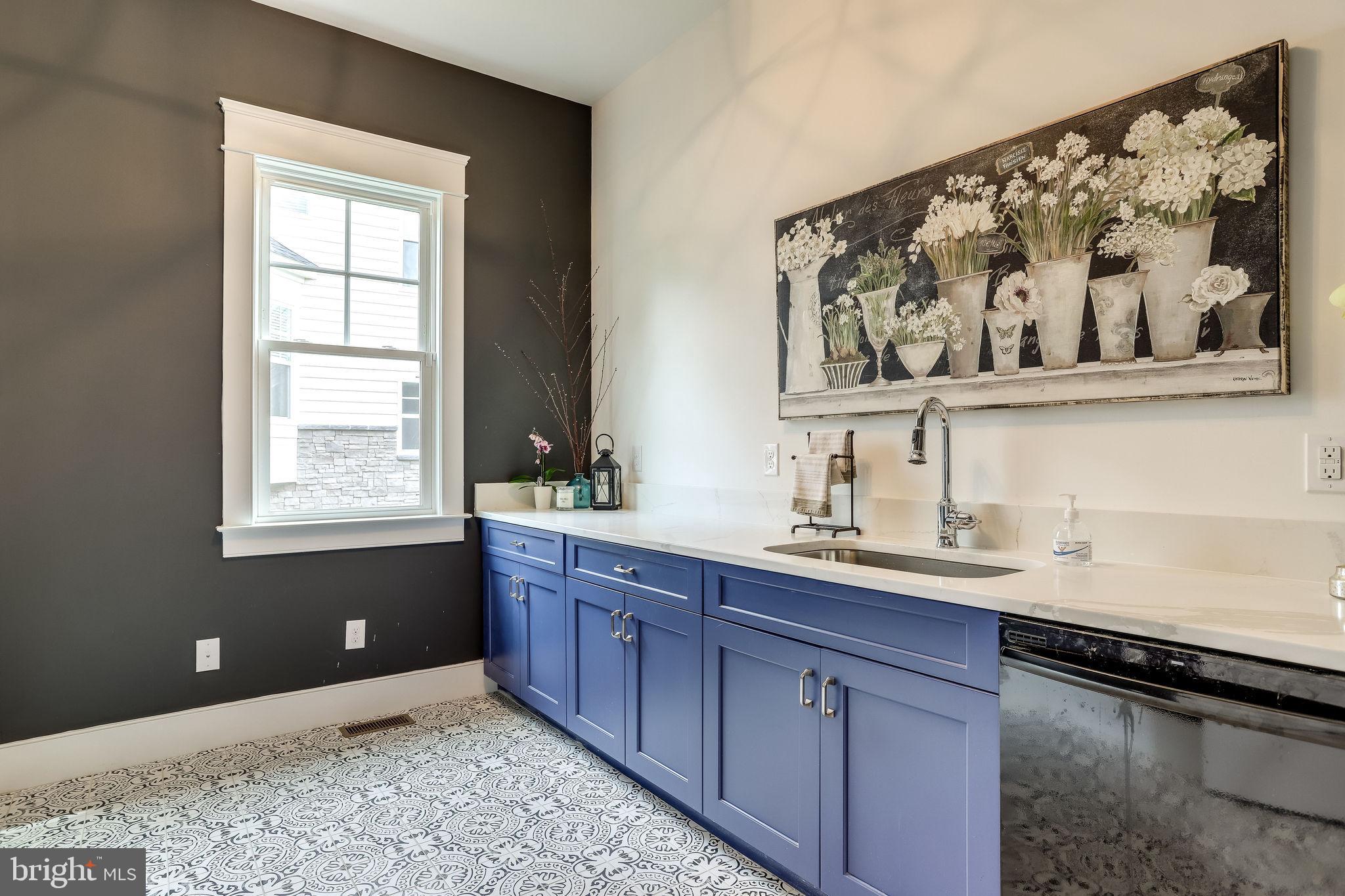 PLYMOUTH HAVEN - Residential