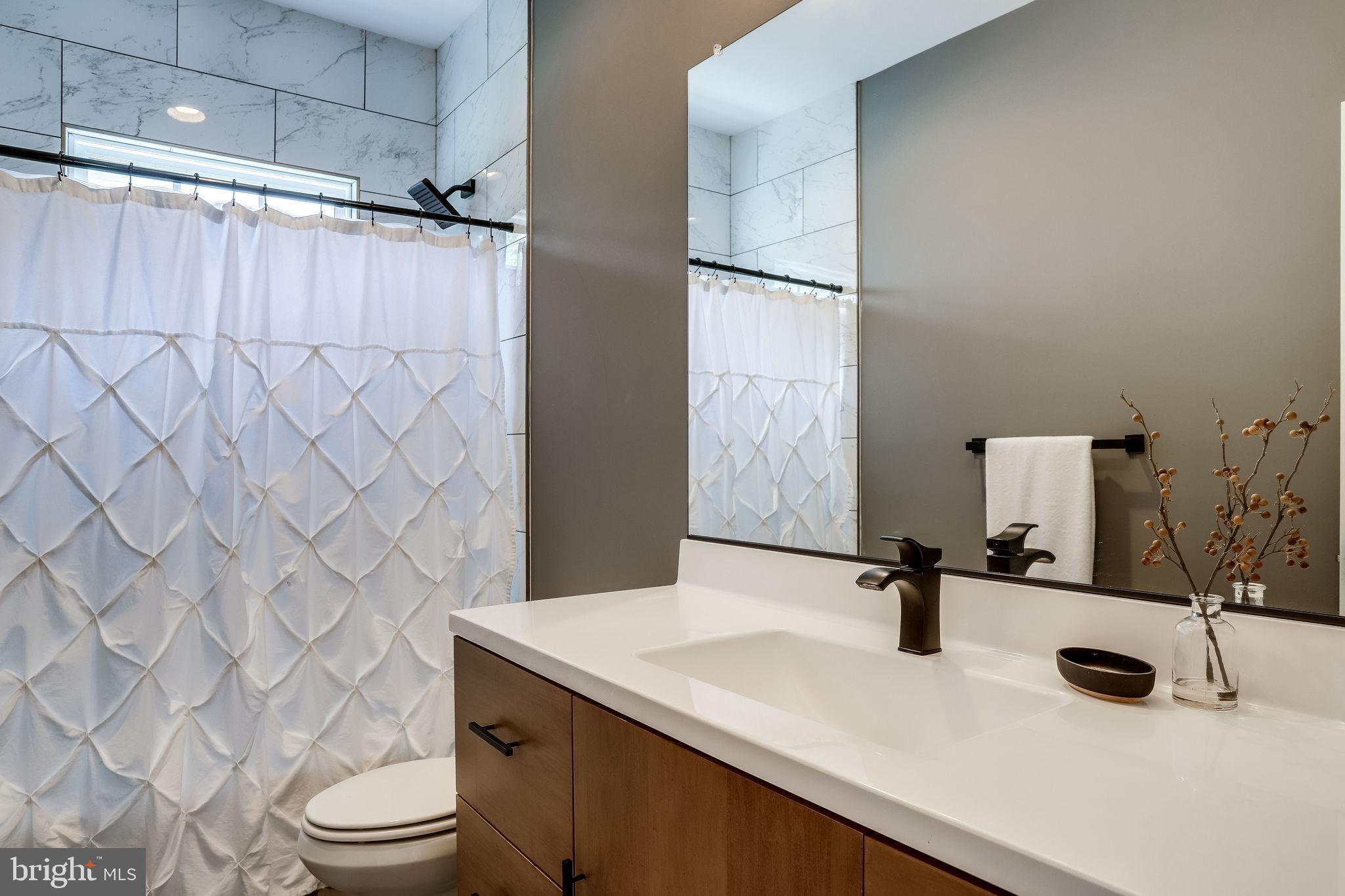 PLYMOUTH HAVEN - Residential