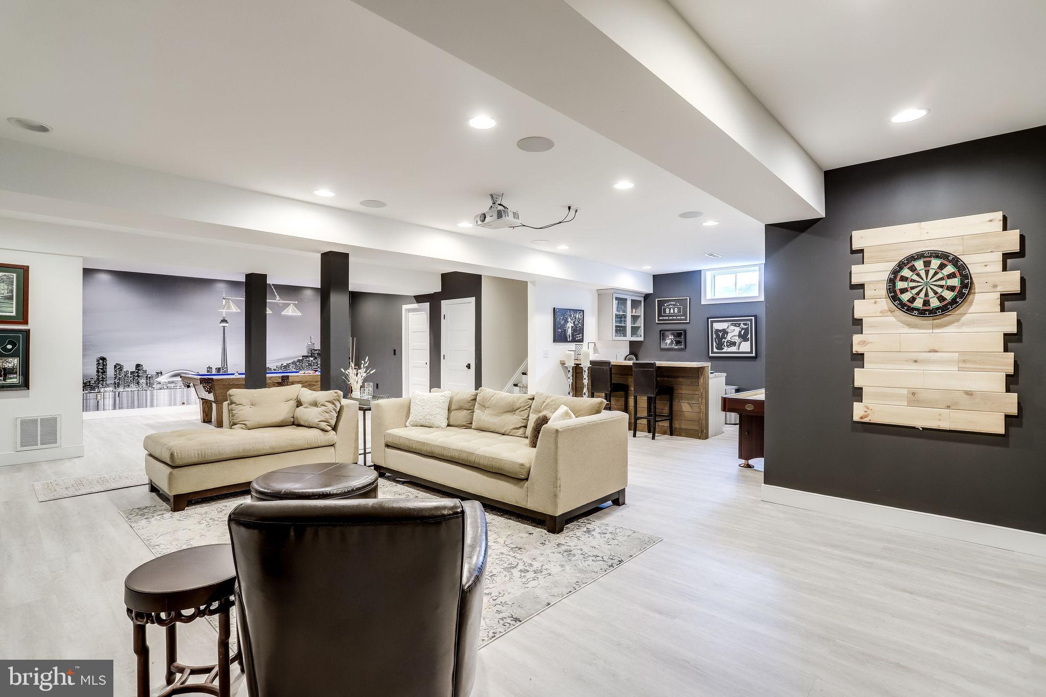 PLYMOUTH HAVEN - Residential