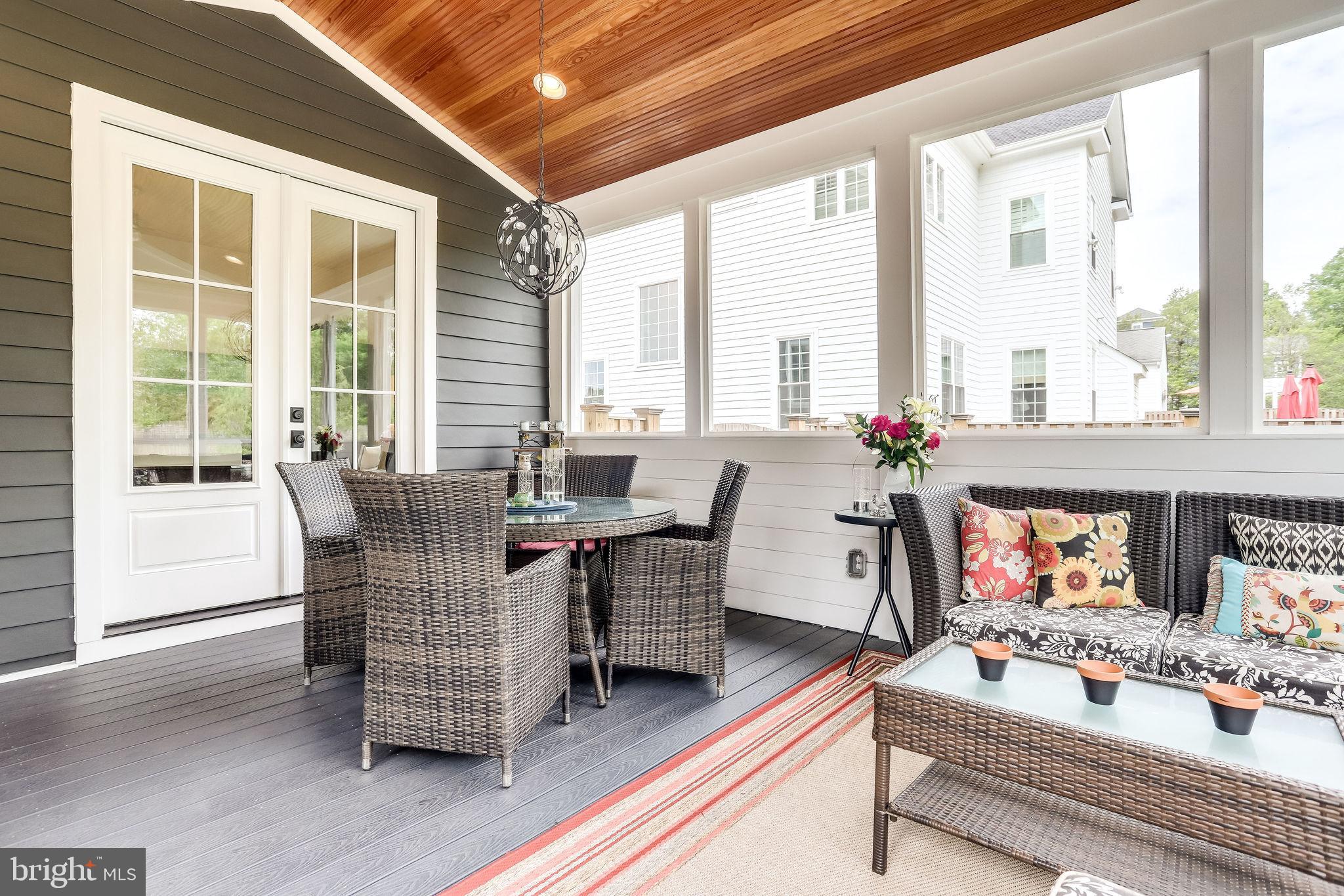 PLYMOUTH HAVEN - Residential