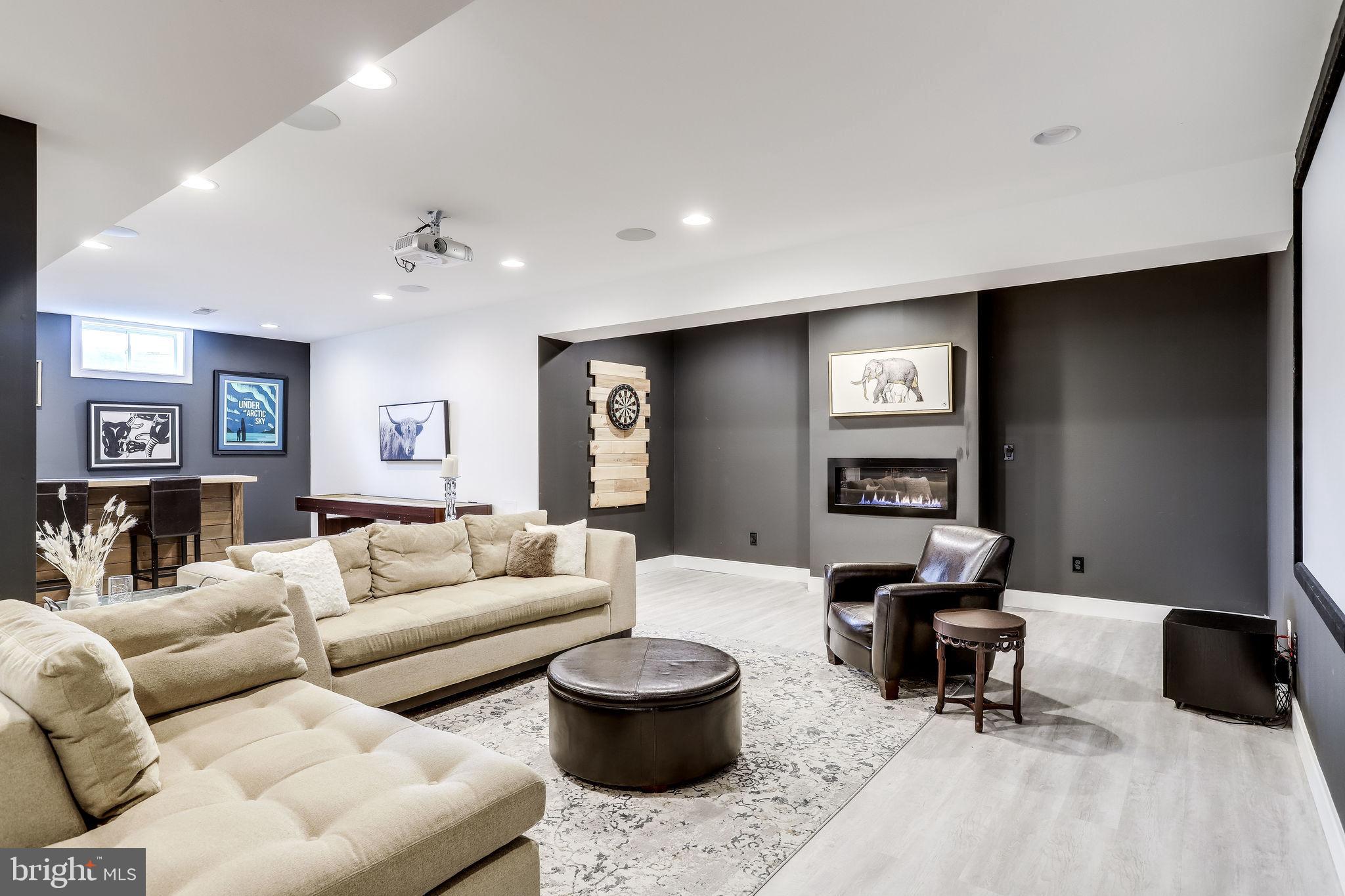 PLYMOUTH HAVEN - Residential