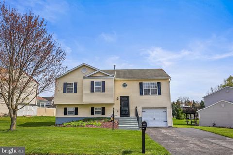 125 WINSTON DRIVE YORK PA 17408