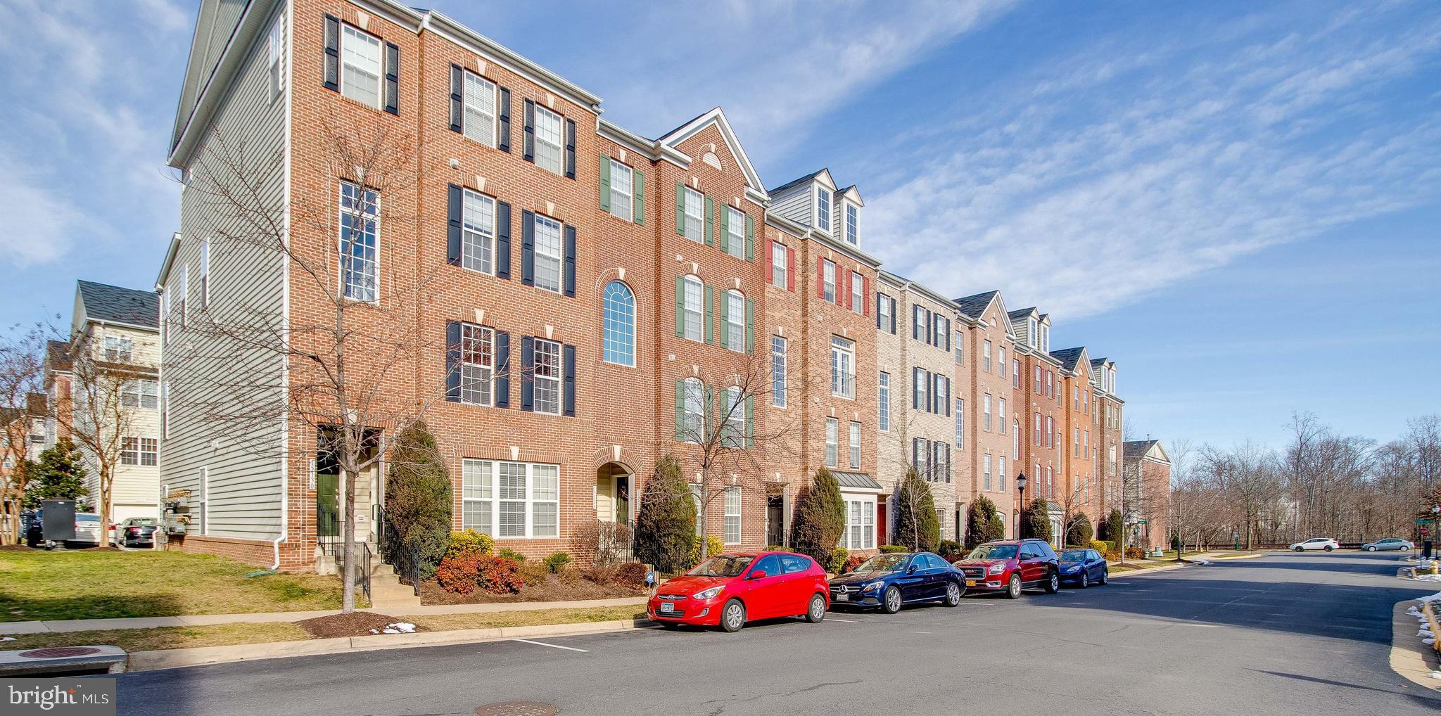 POTOMAC CLUB - Residential