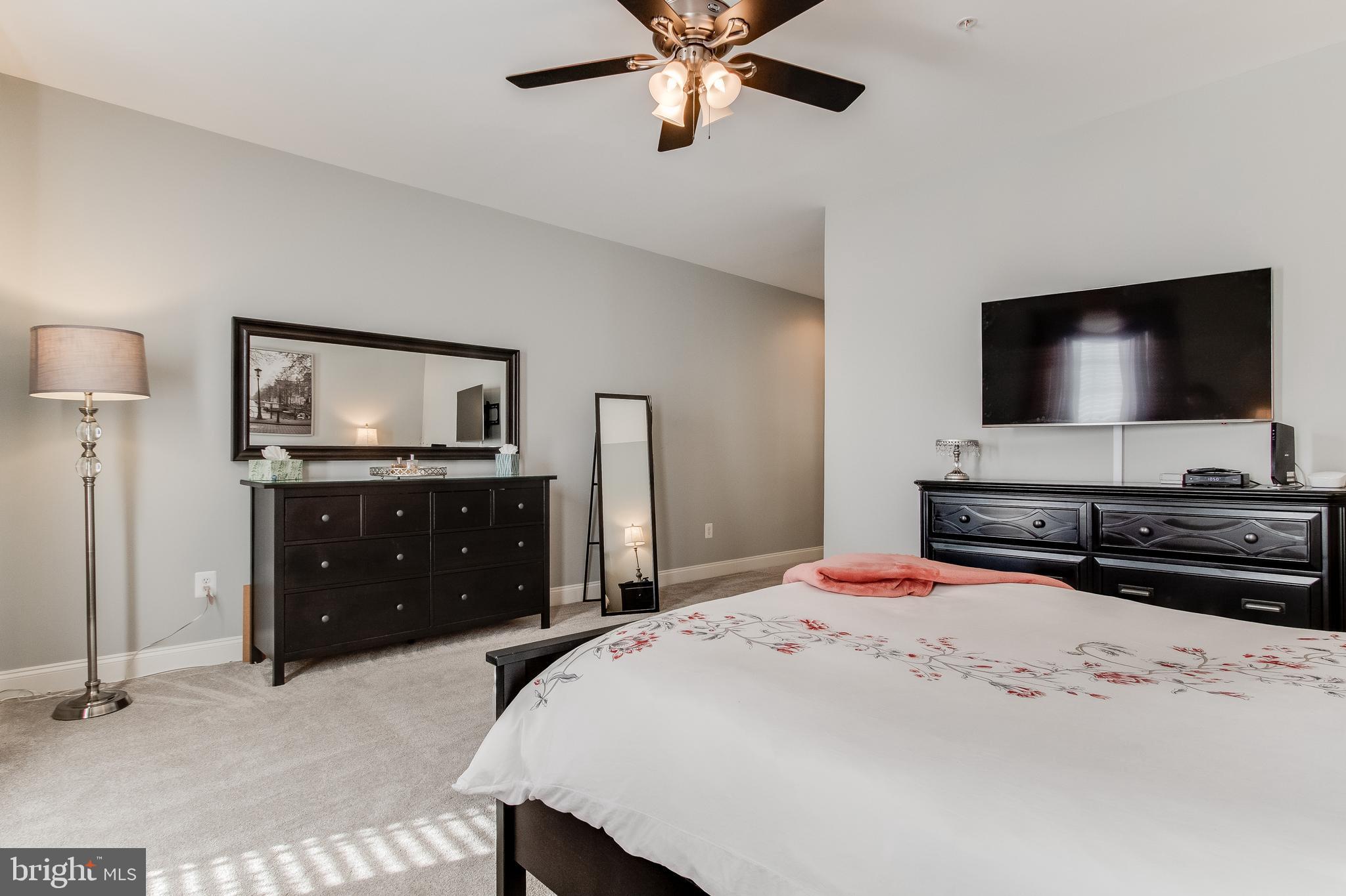 POTOMAC CLUB - Residential