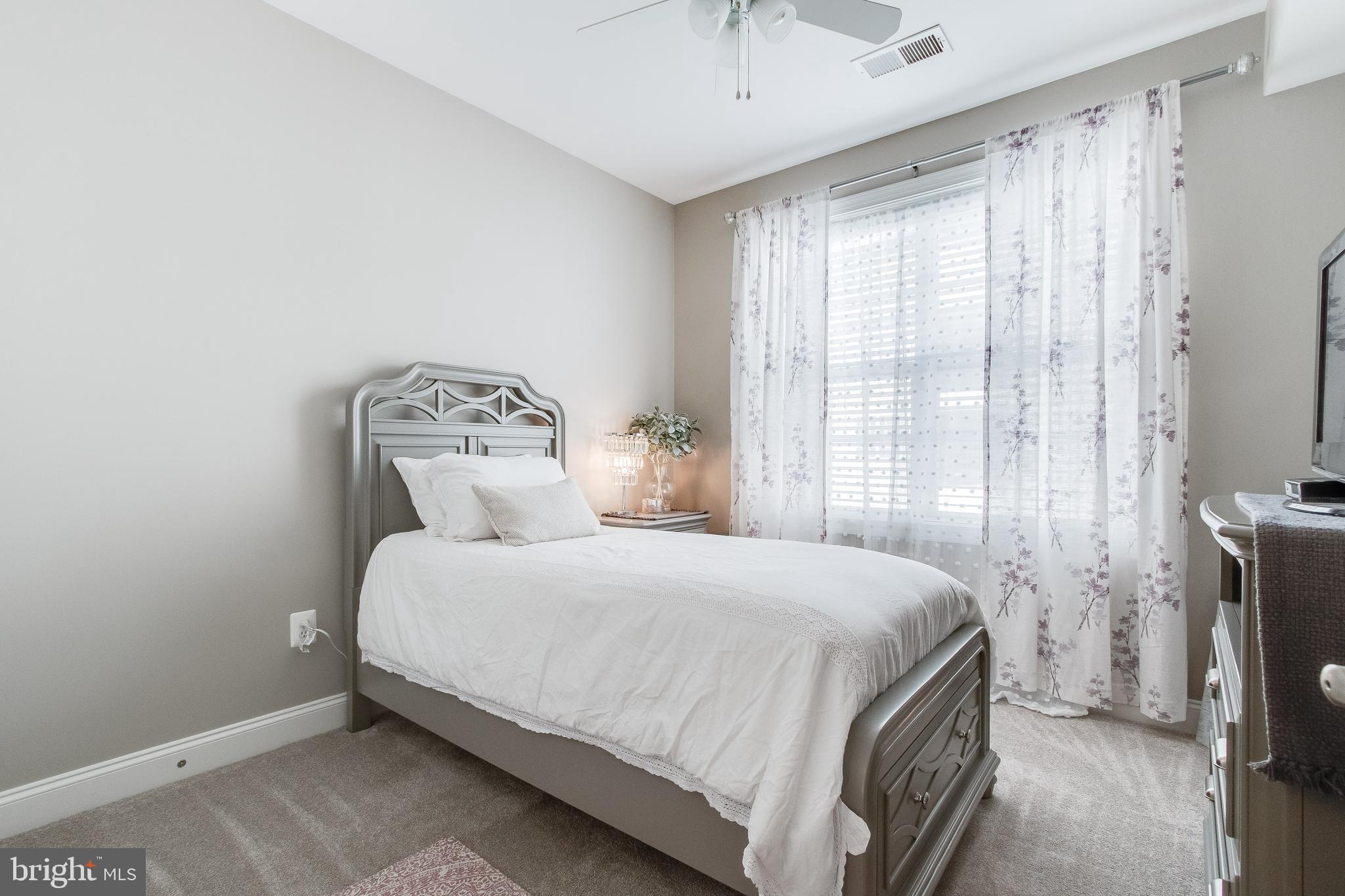 POTOMAC CLUB - Residential