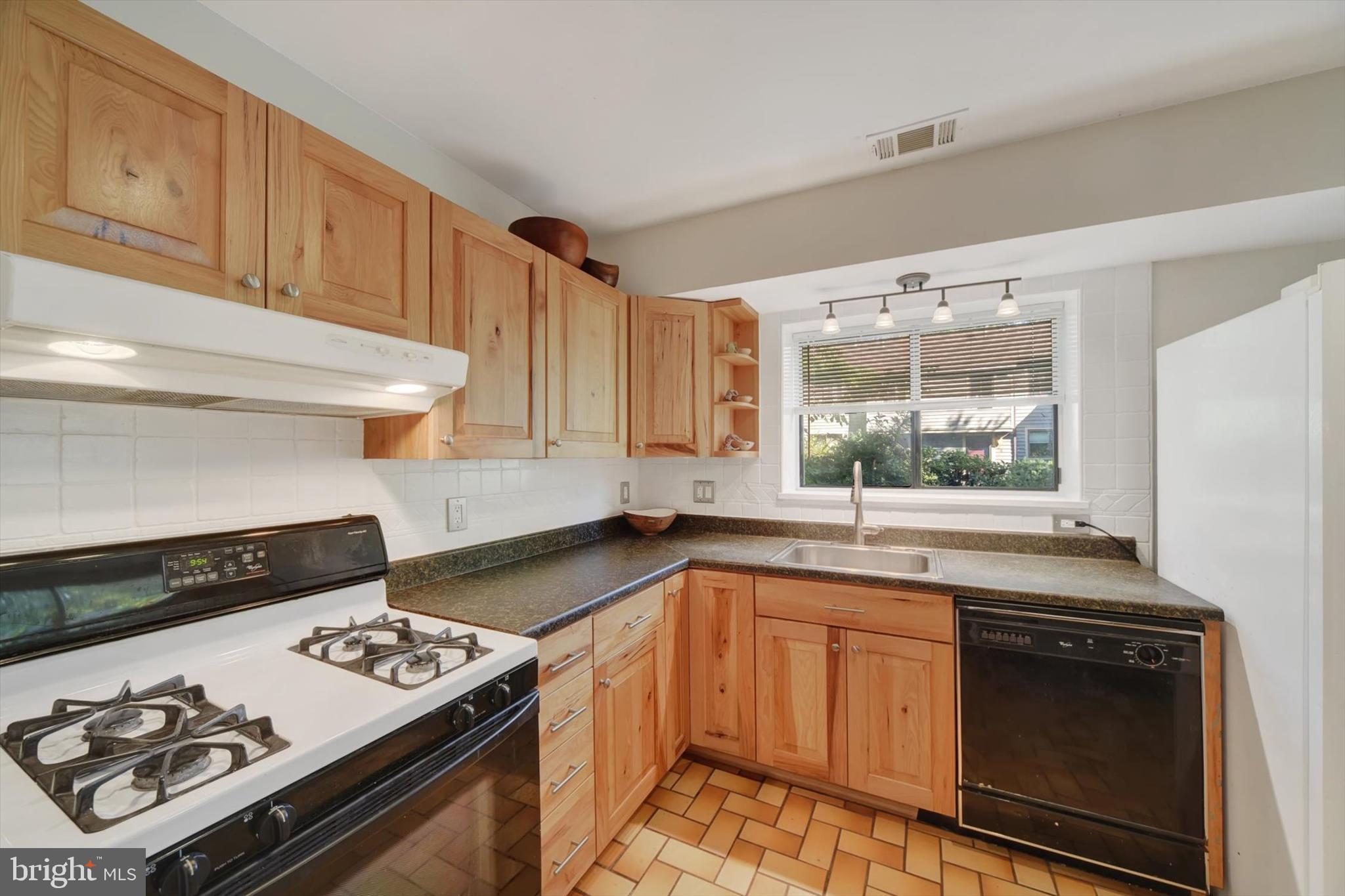 STONEOAKS - Residential