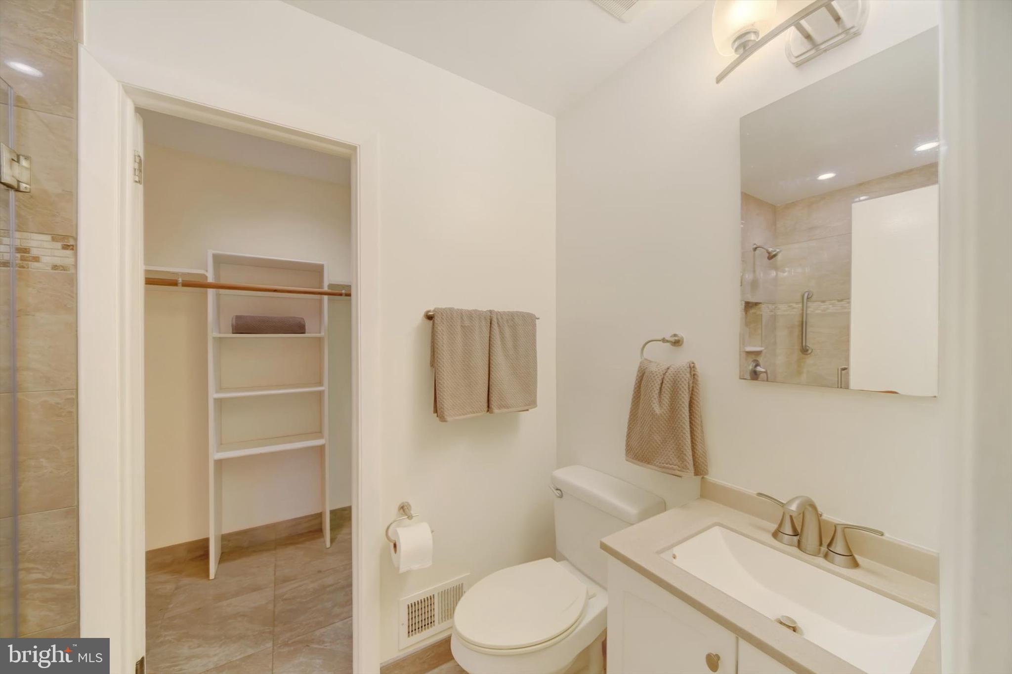 STONEOAKS - Residential