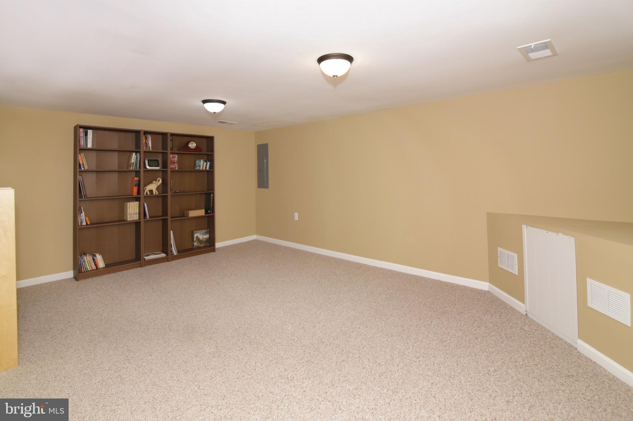 LAKE RIDGE - ANTIETAM - Residential