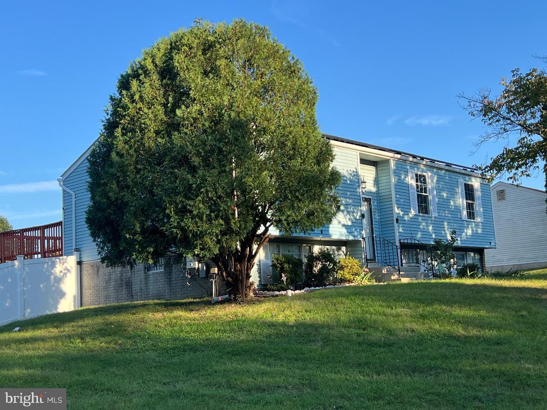 600 CASTLEWOOD PLACE