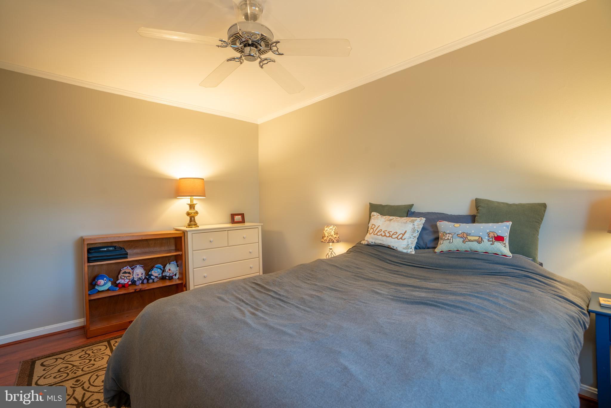 SHADY GROVE VILLAGE - Residential