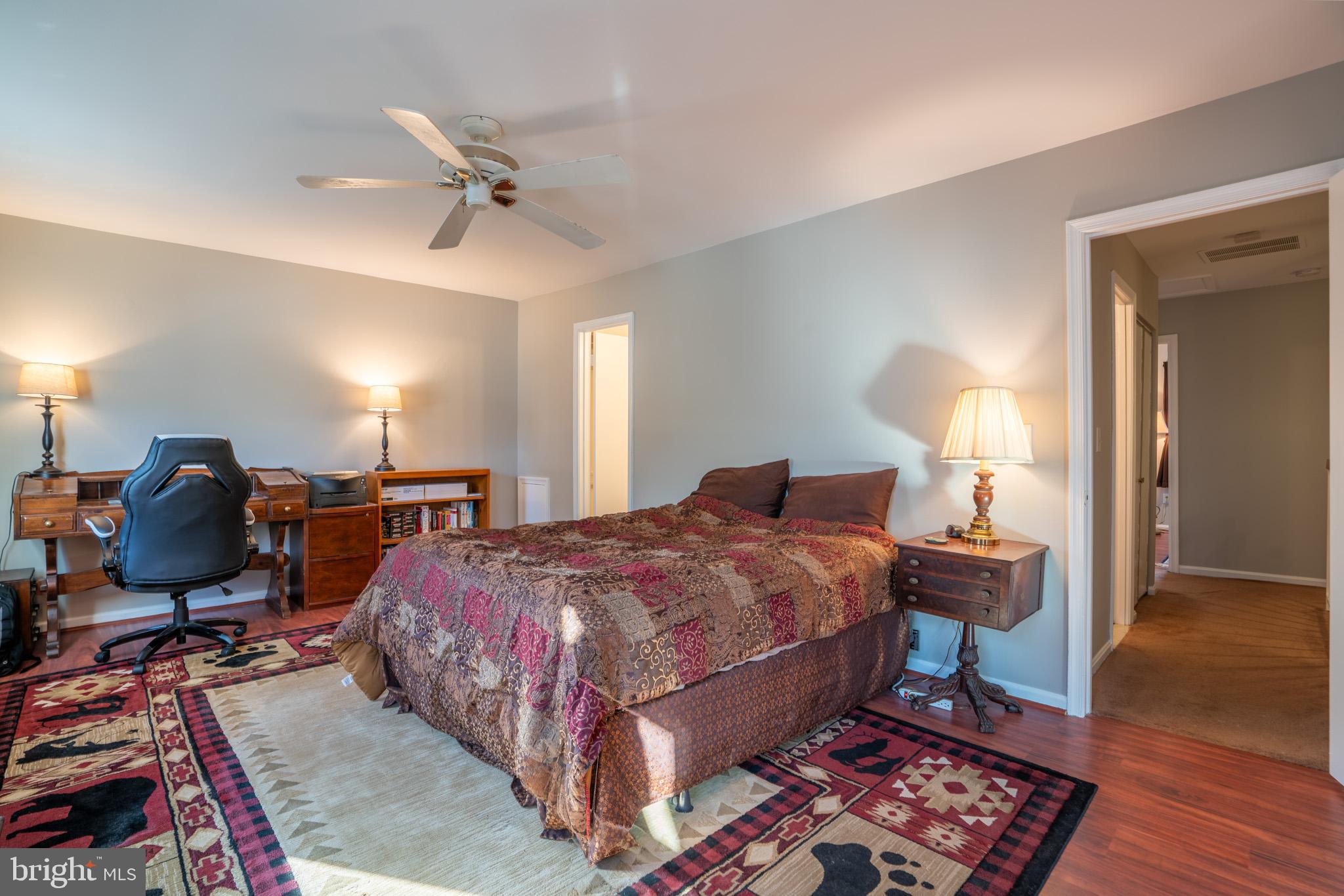 SHADY GROVE VILLAGE - Residential