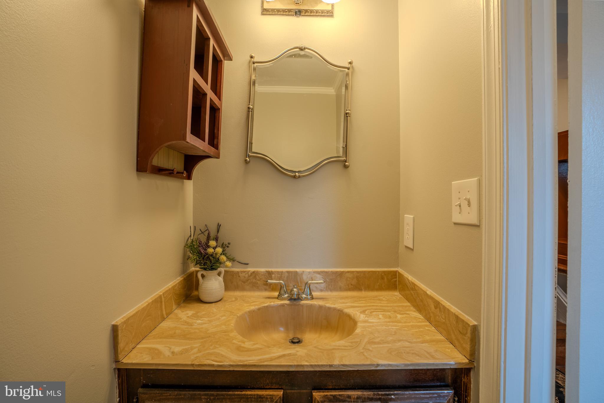 SHADY GROVE VILLAGE - Residential