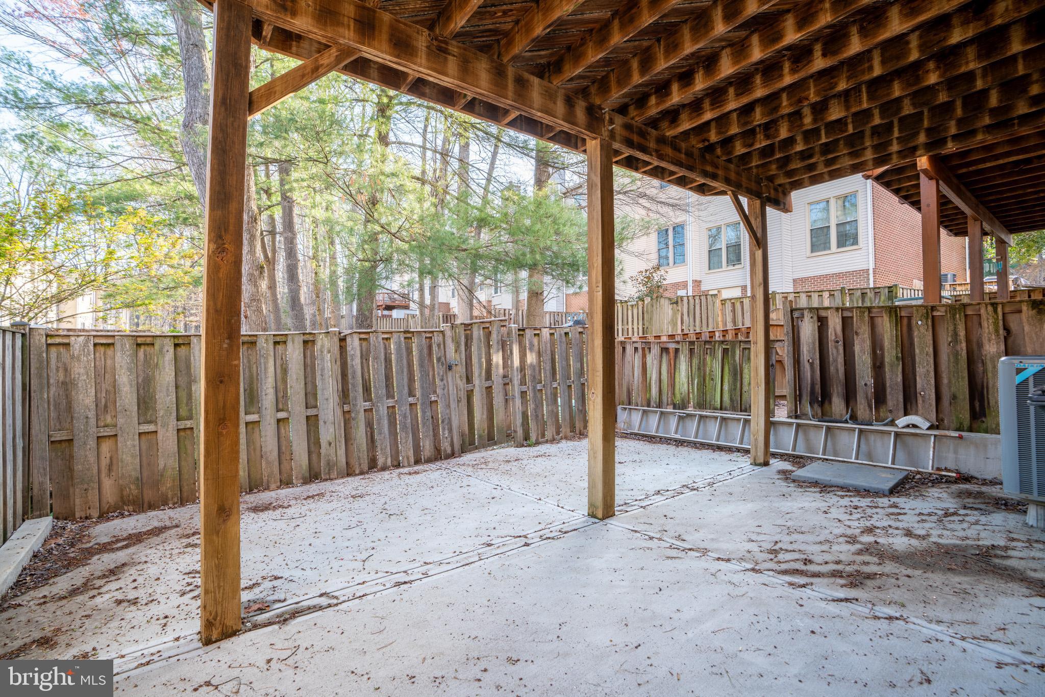 SHADY GROVE VILLAGE - Residential