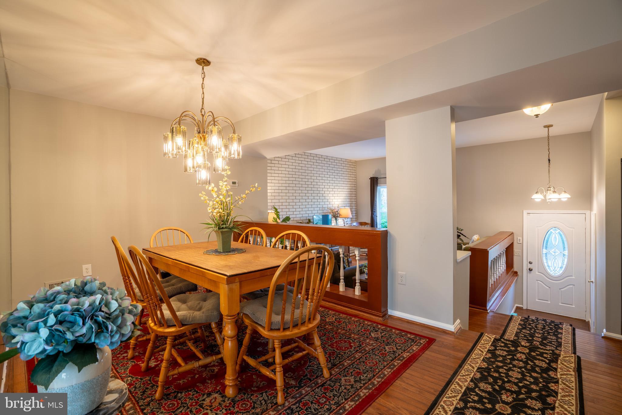 SHADY GROVE VILLAGE - Residential