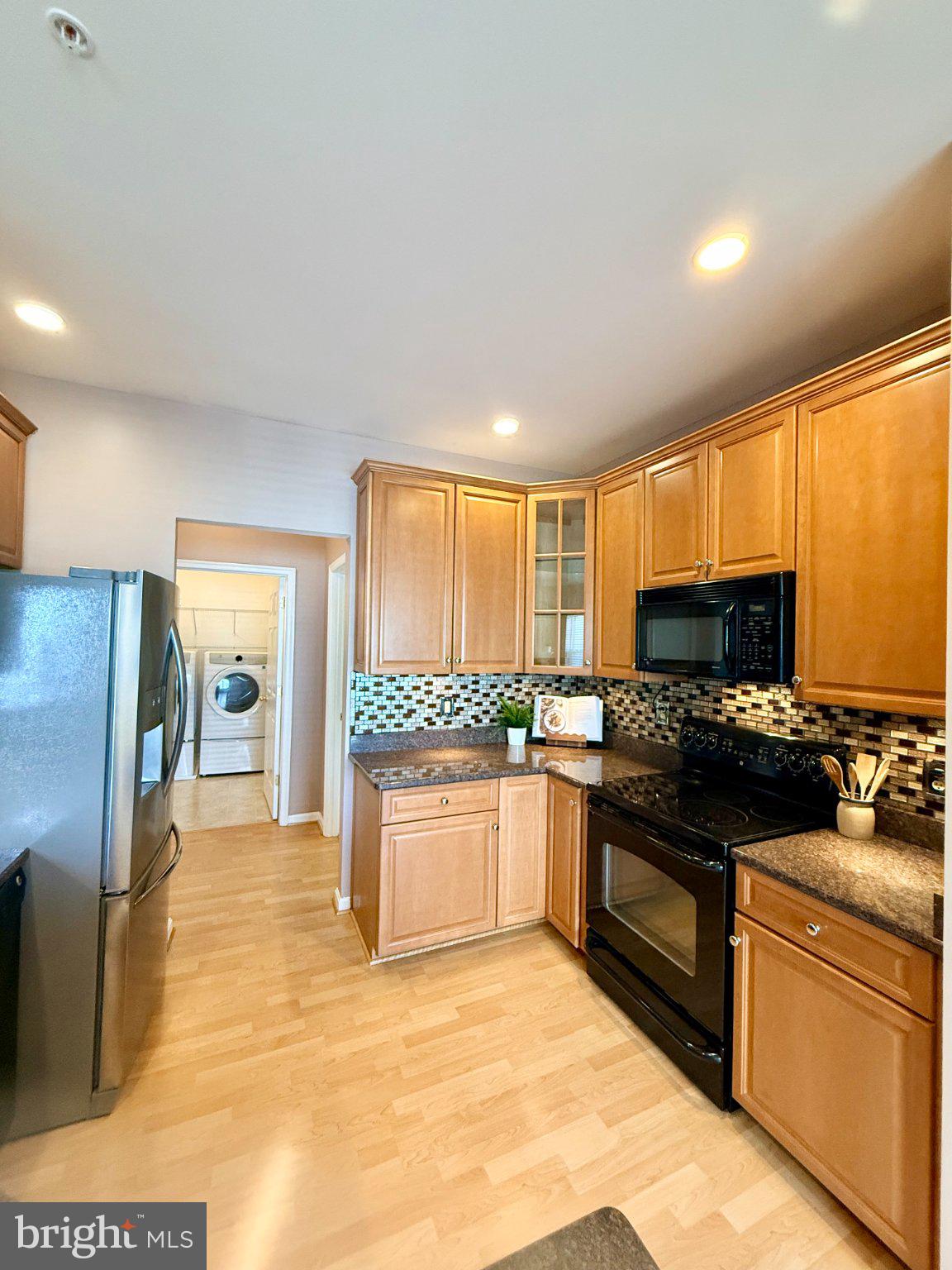 HOPEWELL POINTE - Residential
