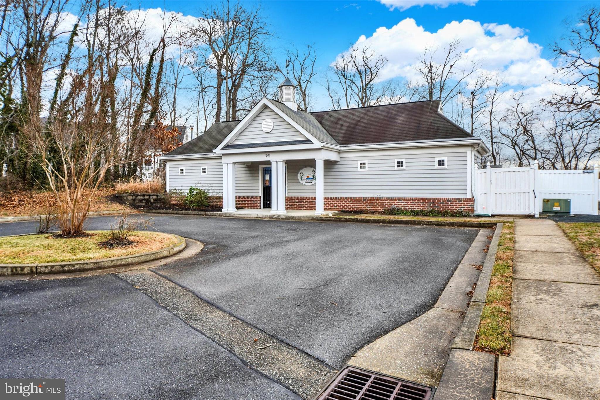 HOPEWELL POINTE - Residential