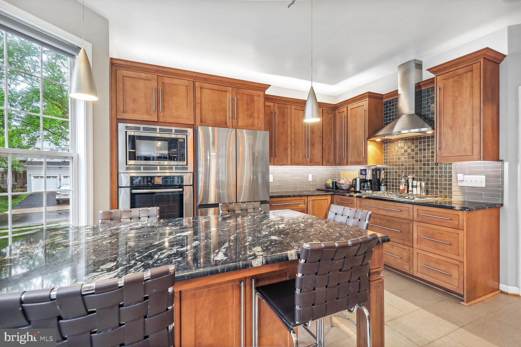 CASCADES - Residential Lease