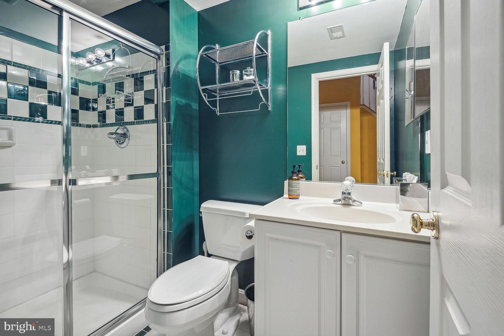 CASCADES - Residential Lease