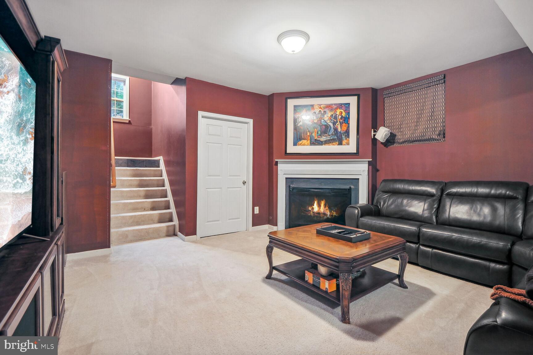 CASCADES - Residential Lease