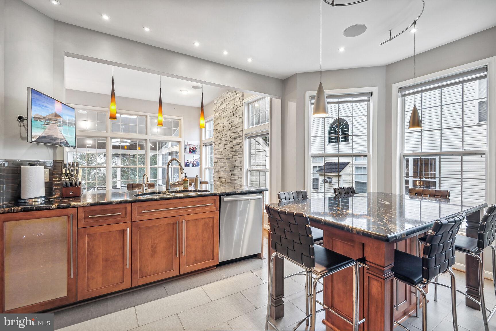 CASCADES - Residential Lease