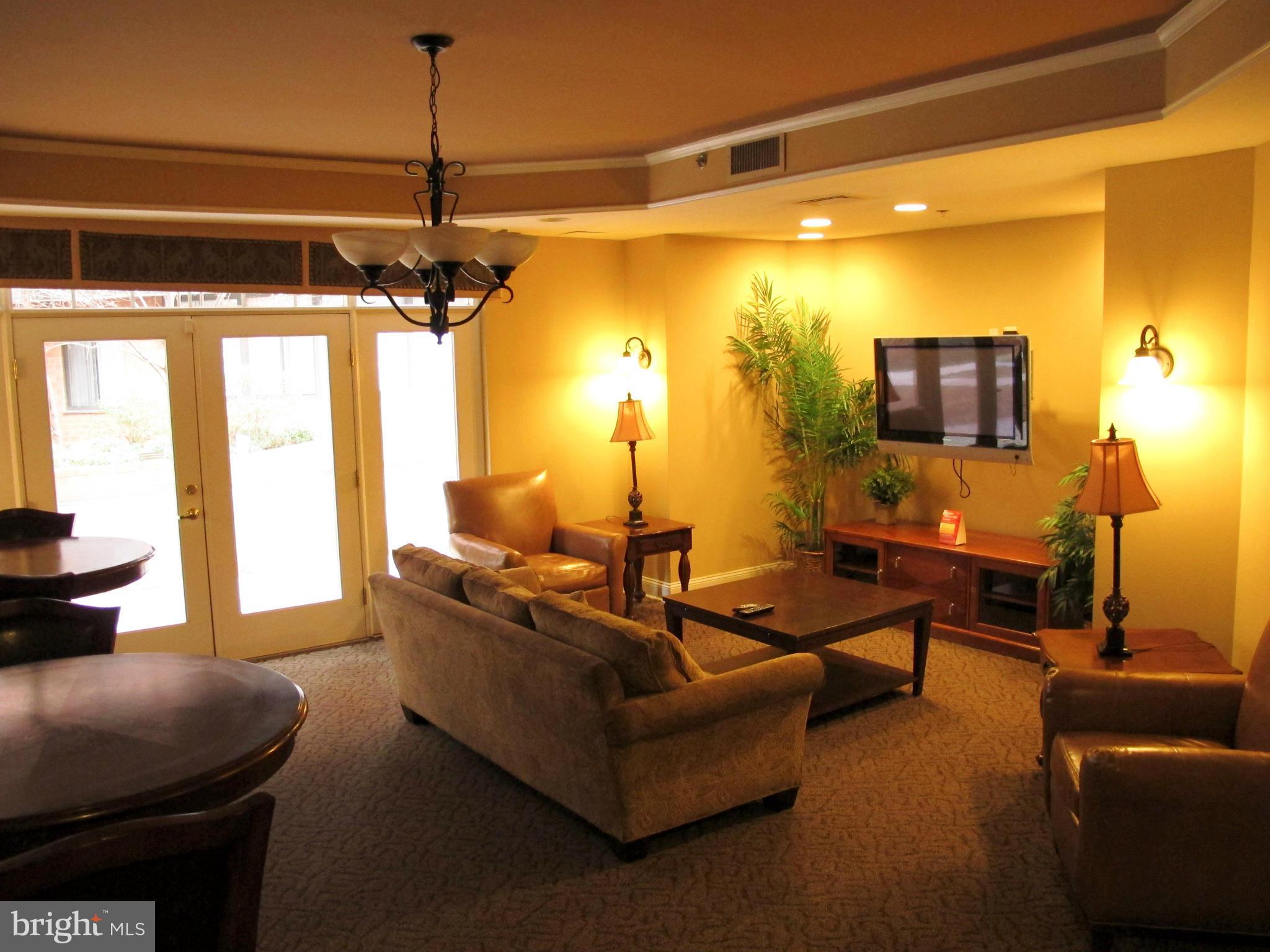 WESTVIEW AT BALLSTON METRO - Residential Lease