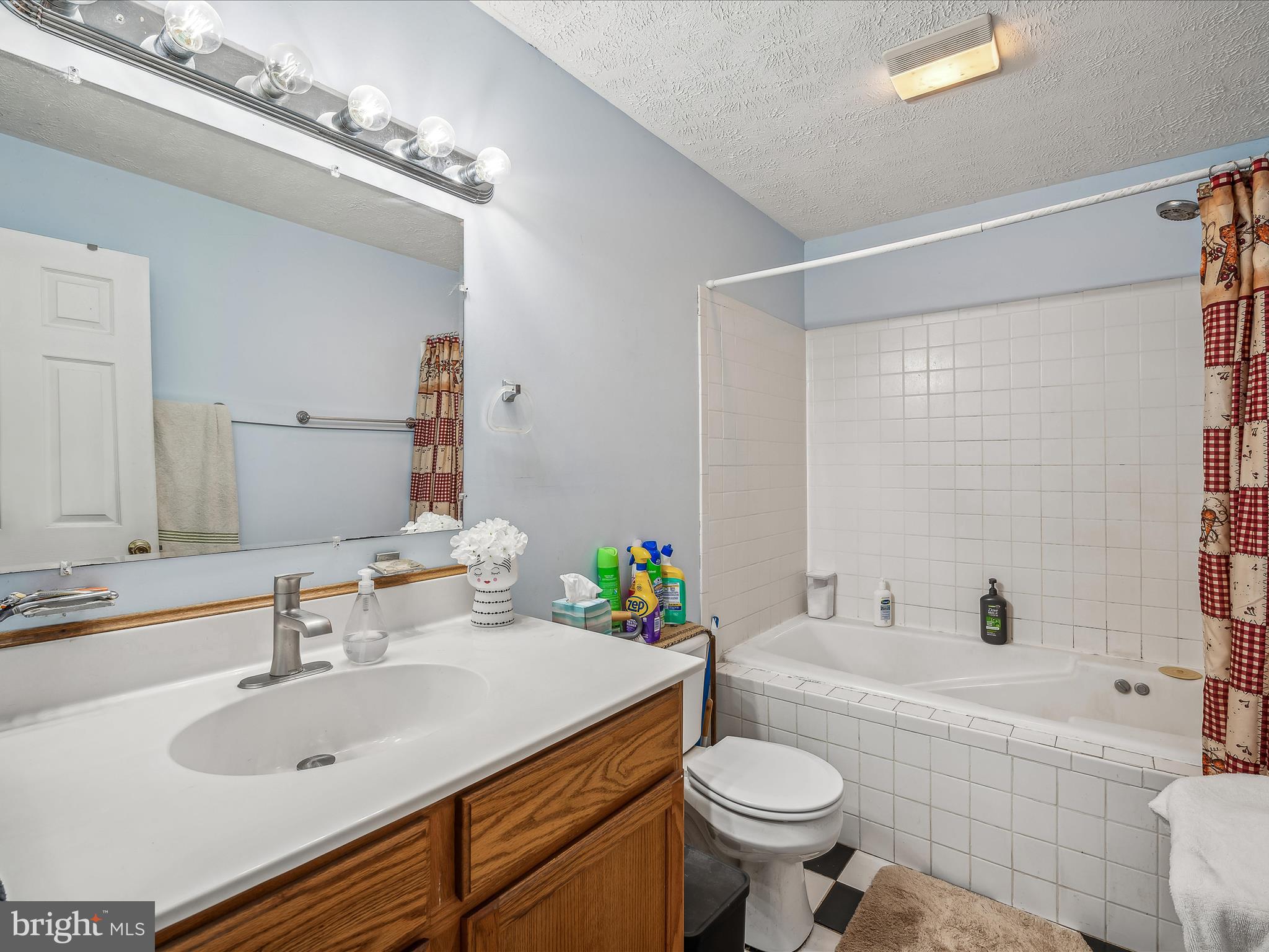 KEARNEYSVILLE - Residential