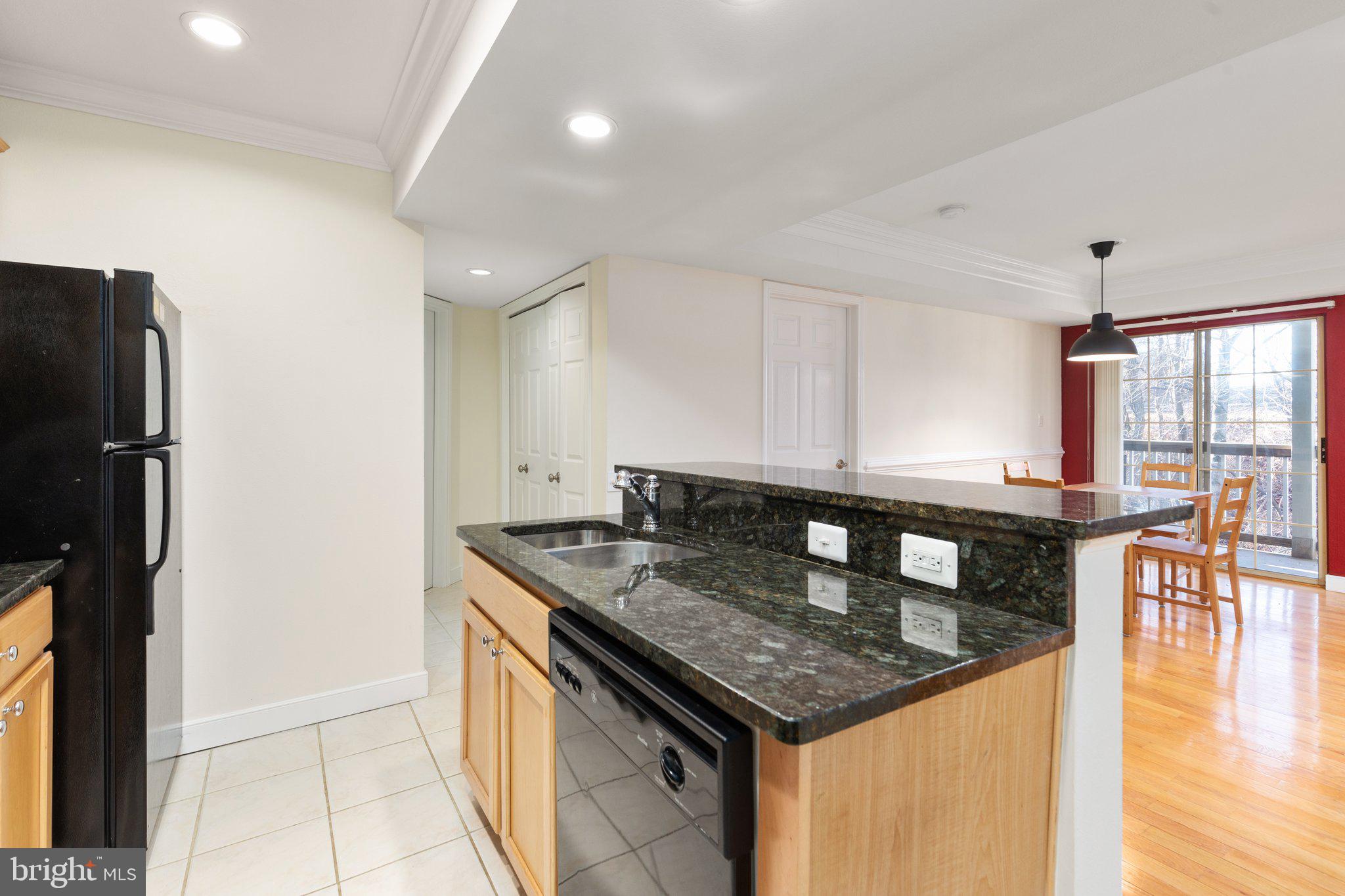 3922 PENDERVIEW DRIVE 338