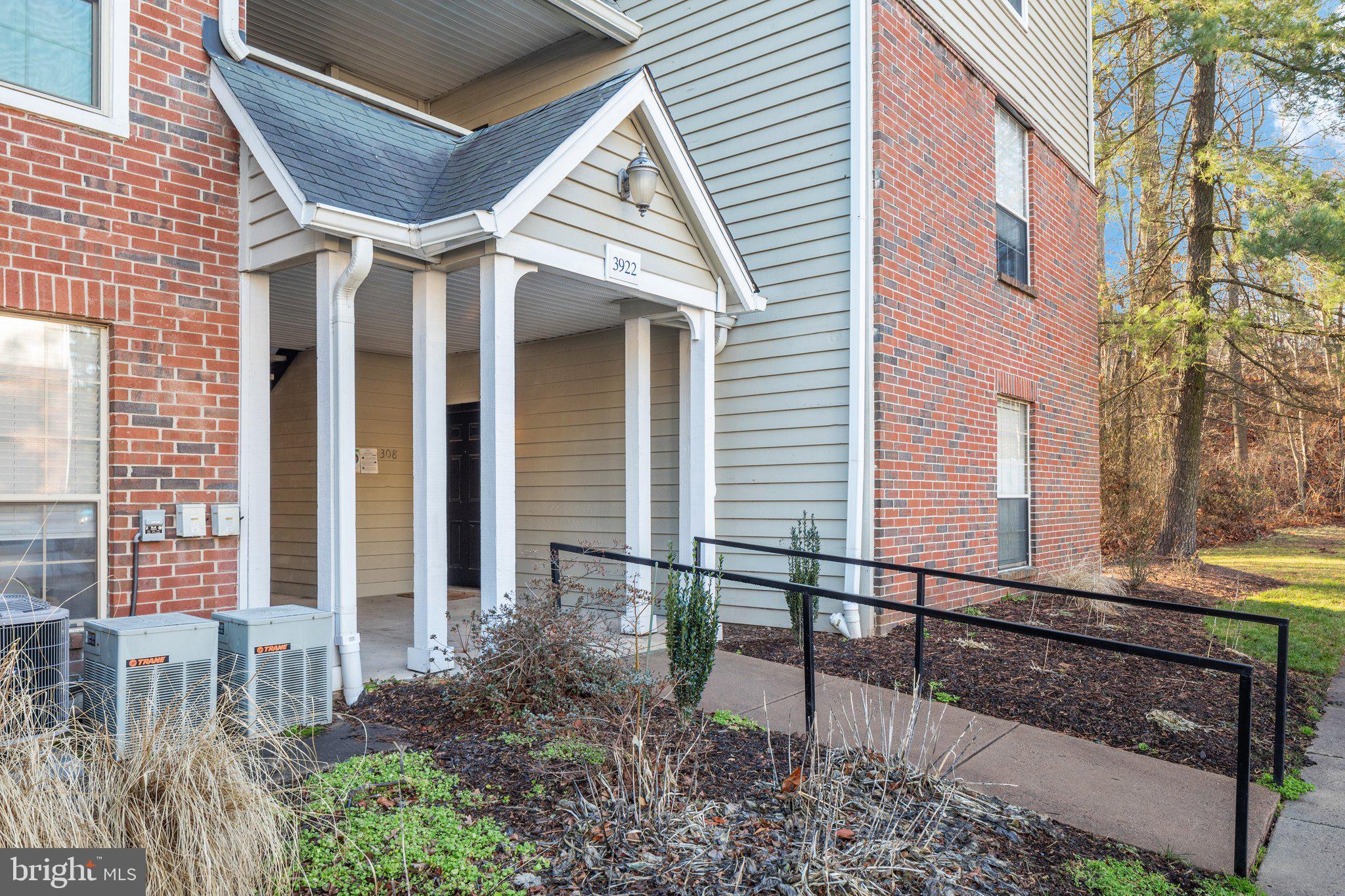 3922 PENDERVIEW DRIVE 338