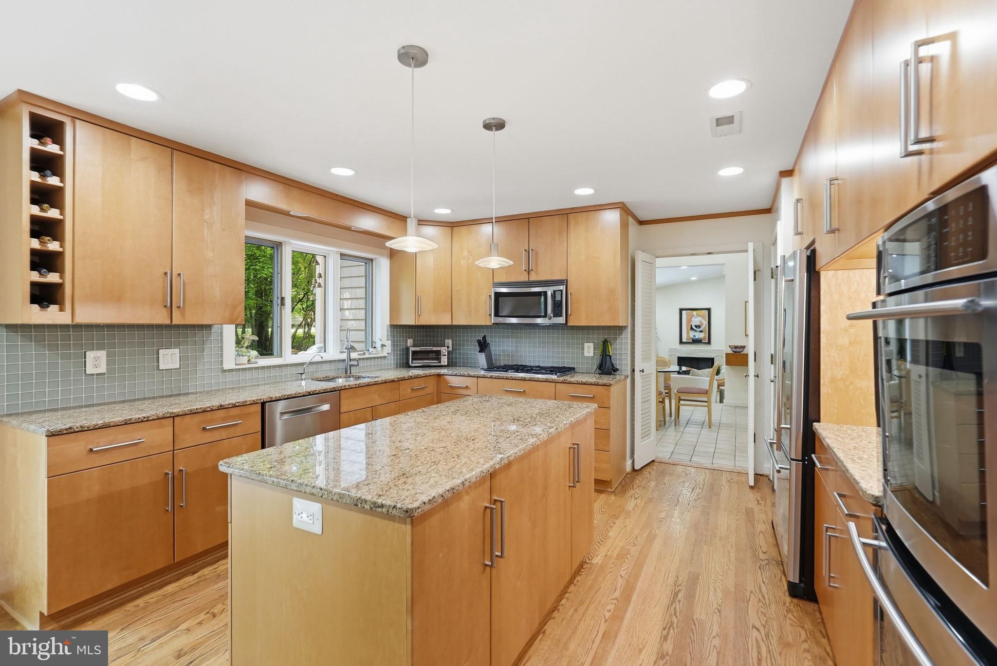 GLEN MILL VILLAGE - Residential