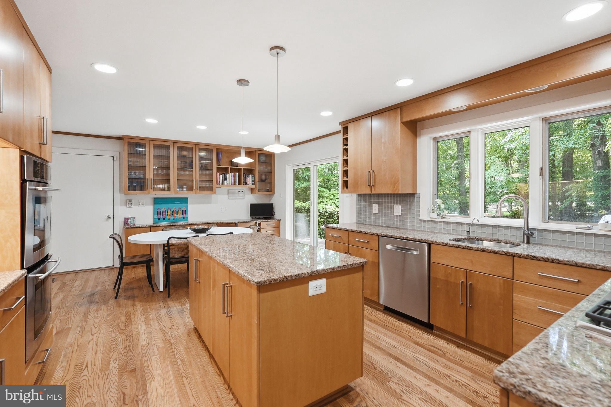 GLEN MILL VILLAGE - Residential