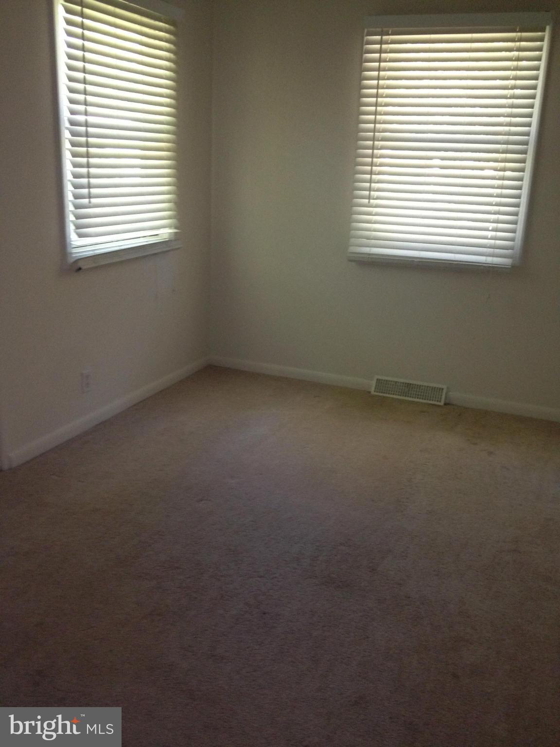 BEVERLEY BEACH - Residential Lease