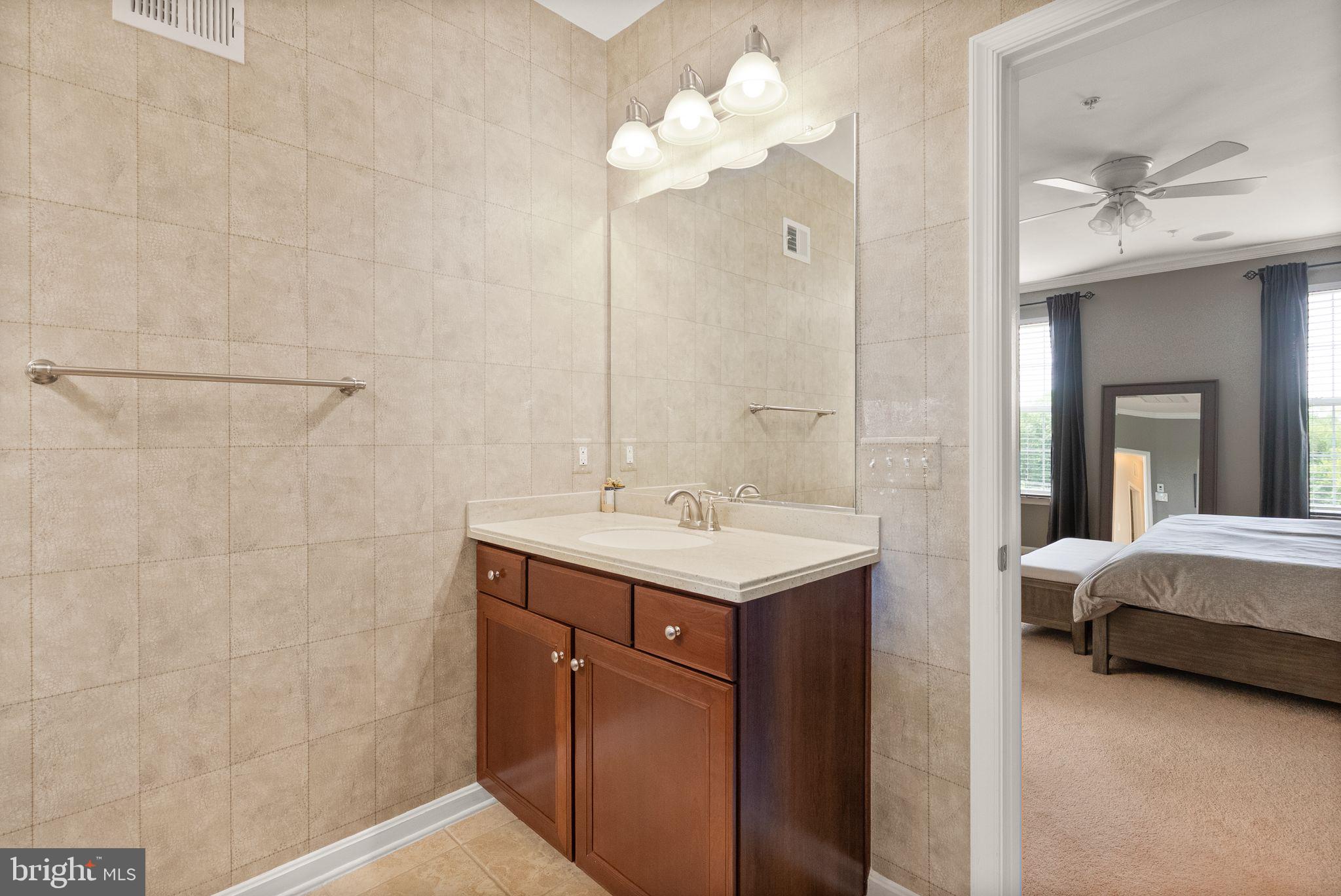 LEE SQUARE - Residential Lease