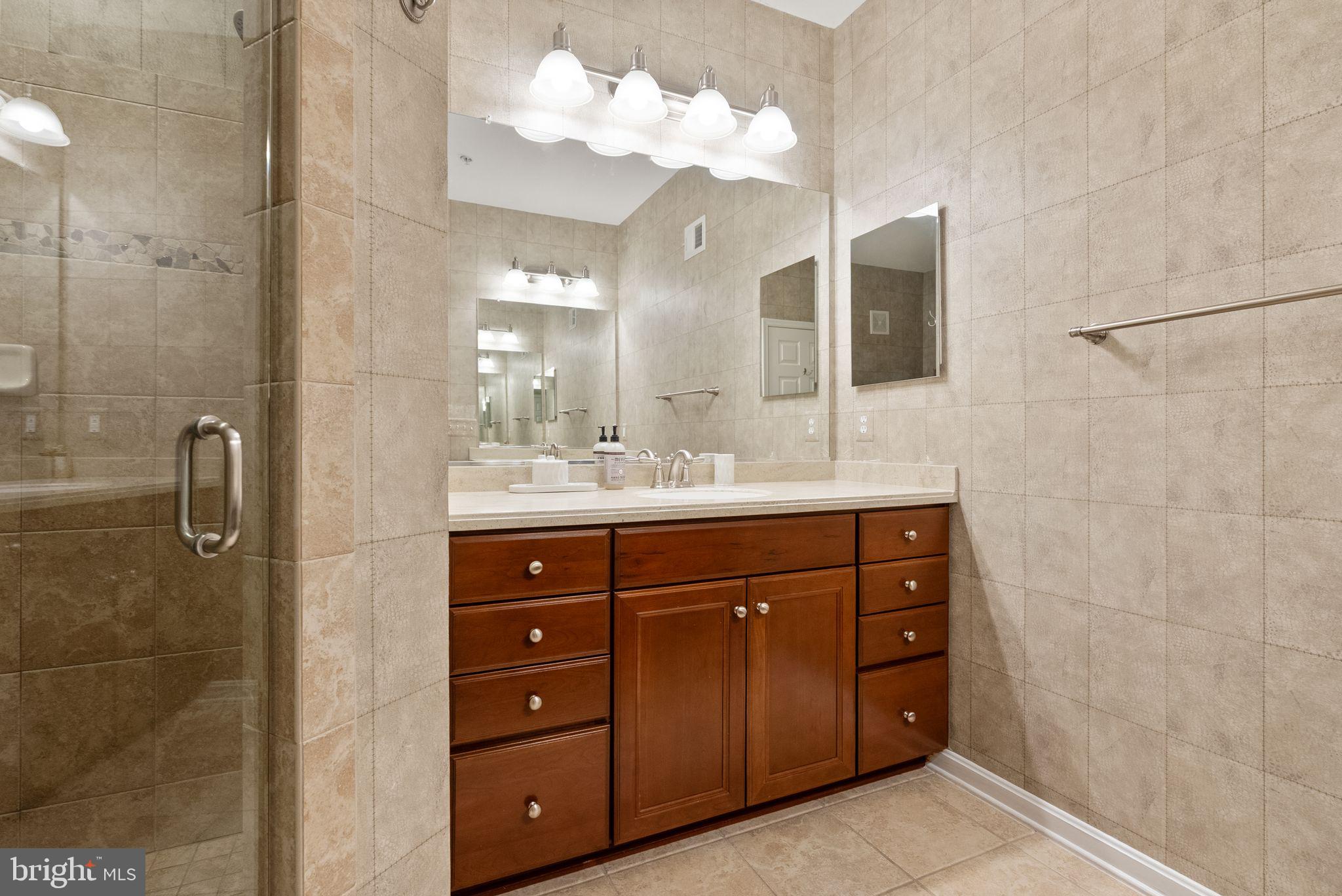 LEE SQUARE - Residential Lease