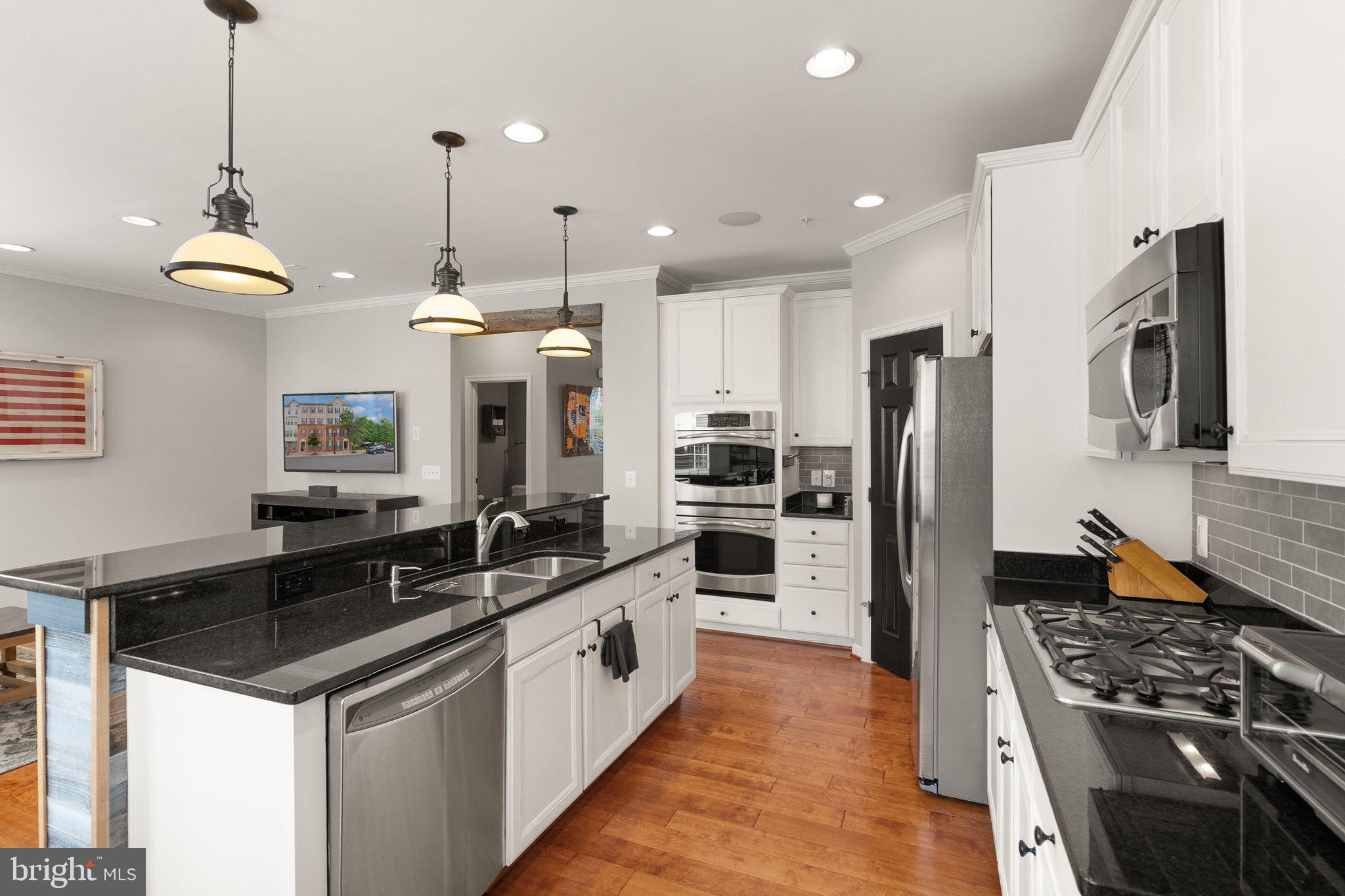 LEE SQUARE - Residential Lease