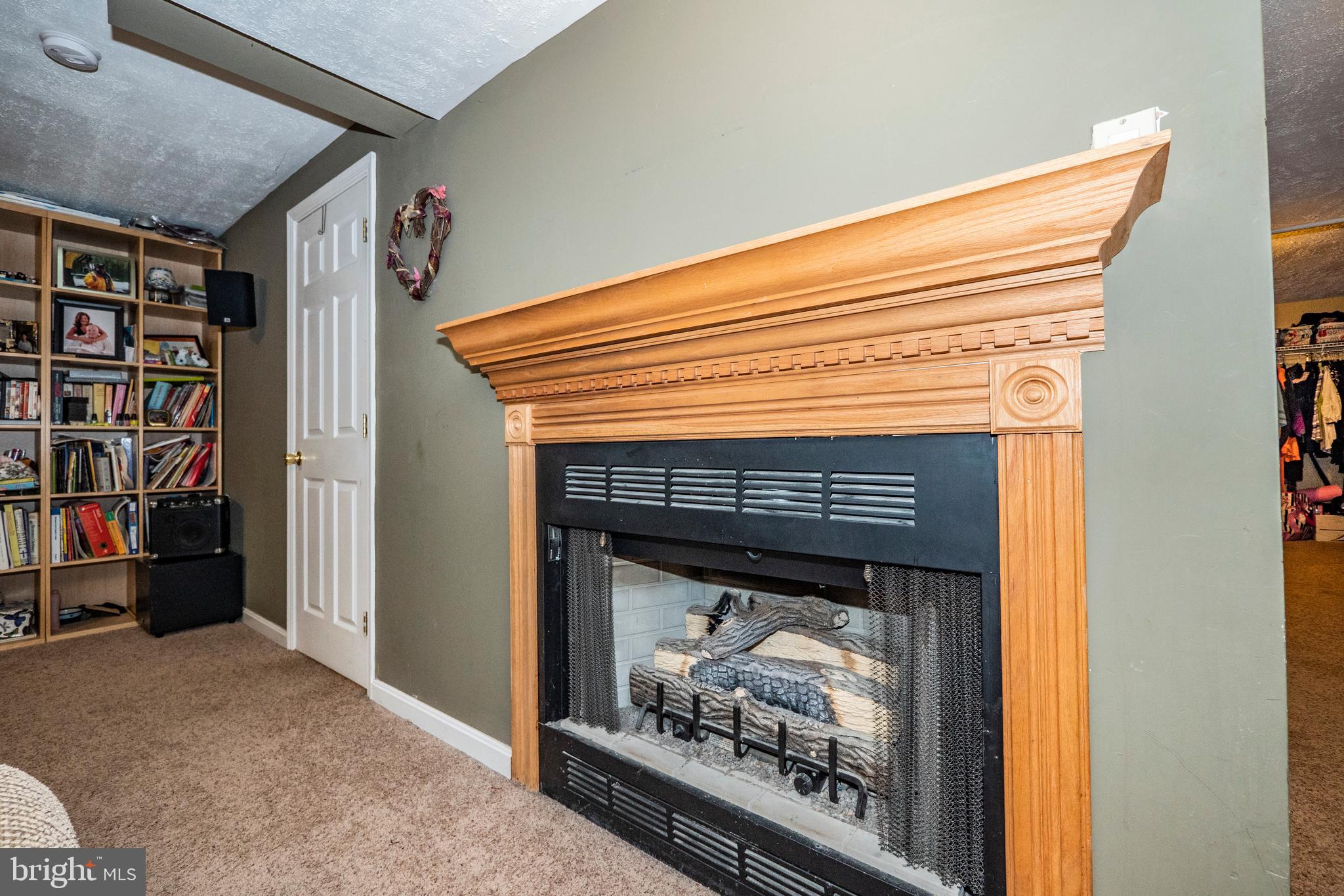 MEADOWRIDGE LANDING - Residential