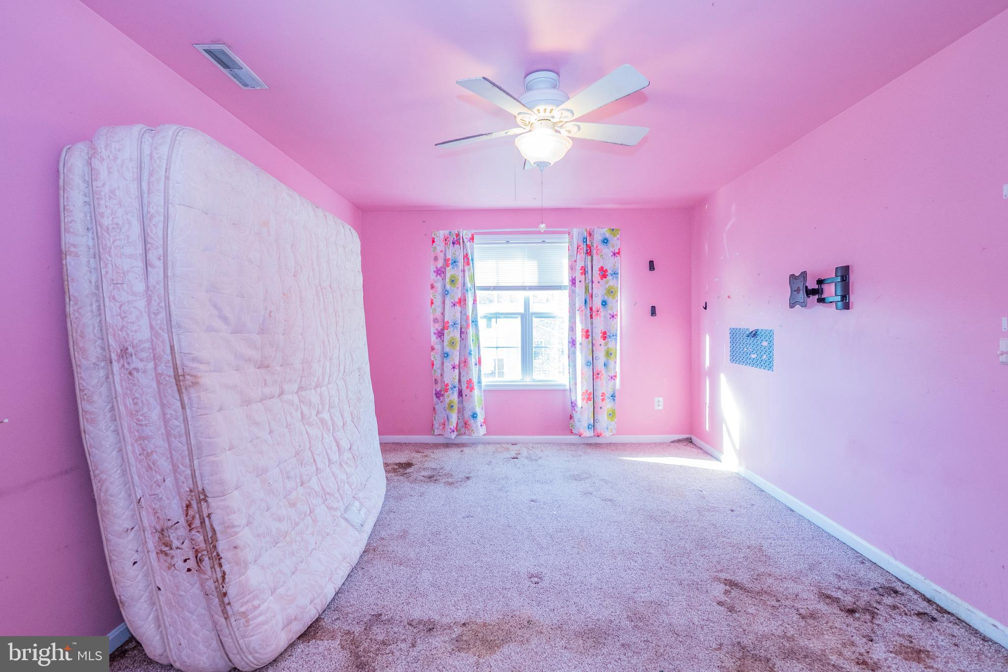 MEADOWRIDGE LANDING - Residential