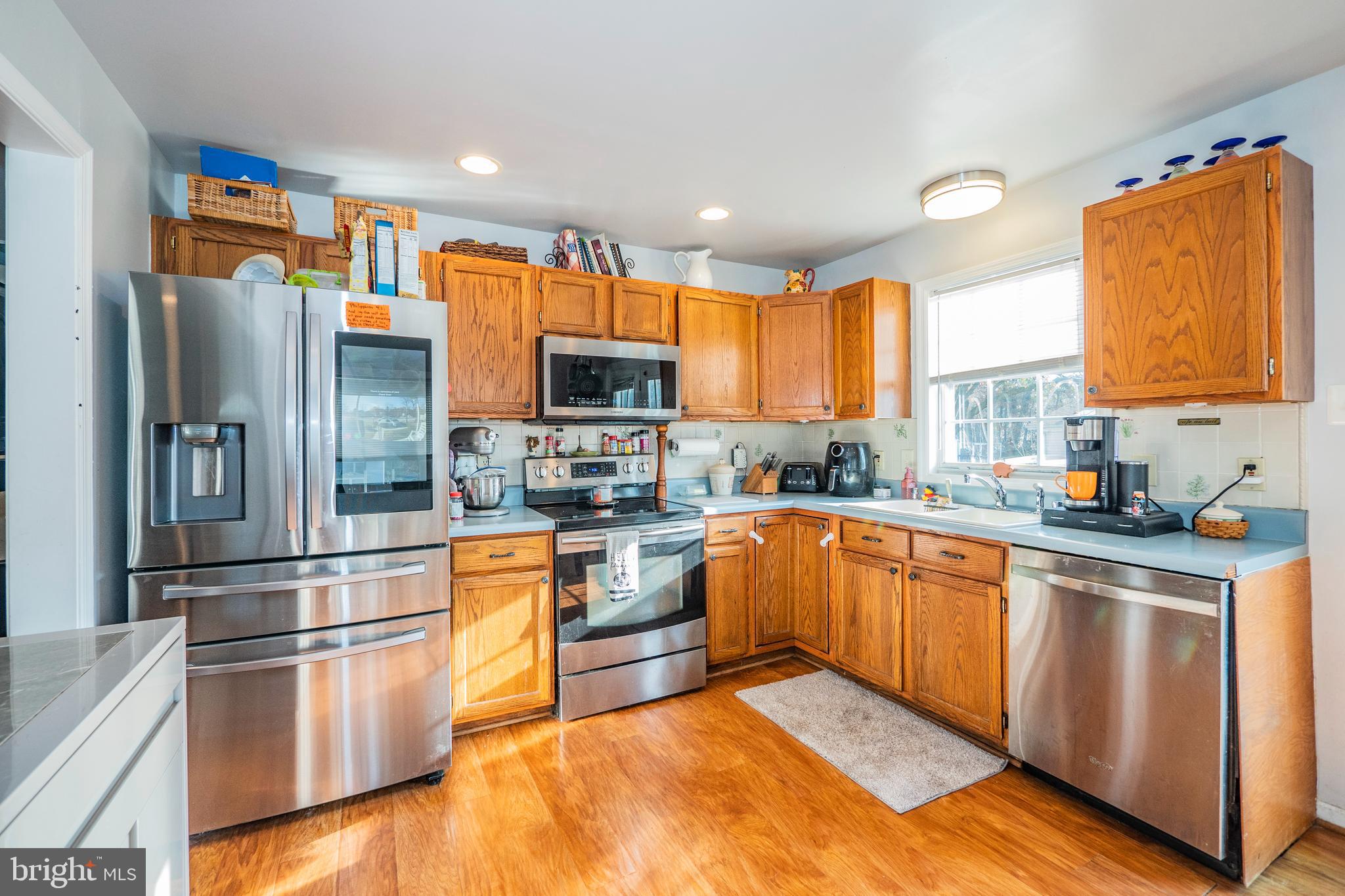 MEADOWRIDGE LANDING - Residential