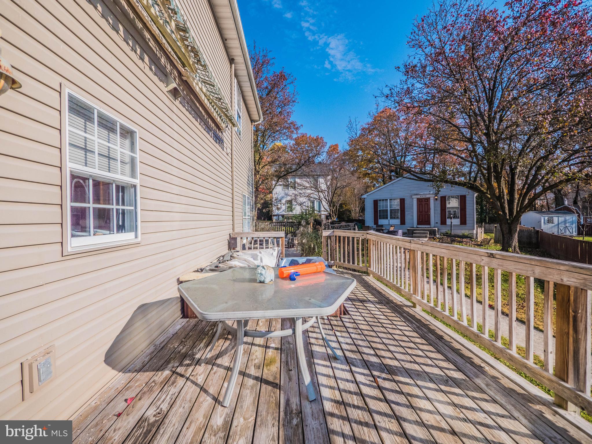 MEADOWRIDGE LANDING - Residential